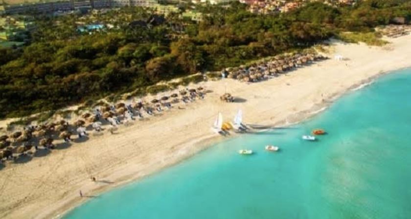 El régimen aumenta la cantidad de zonas de playa que le restringen el acceso a los cubanos