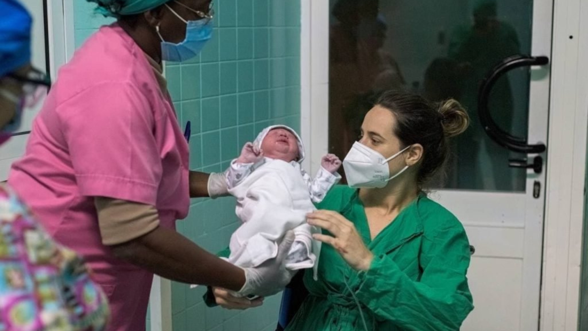 En medio de crisis sanitaria, régimen asegura que la mortalidad infantil en Cuba disminuyó en 2023 