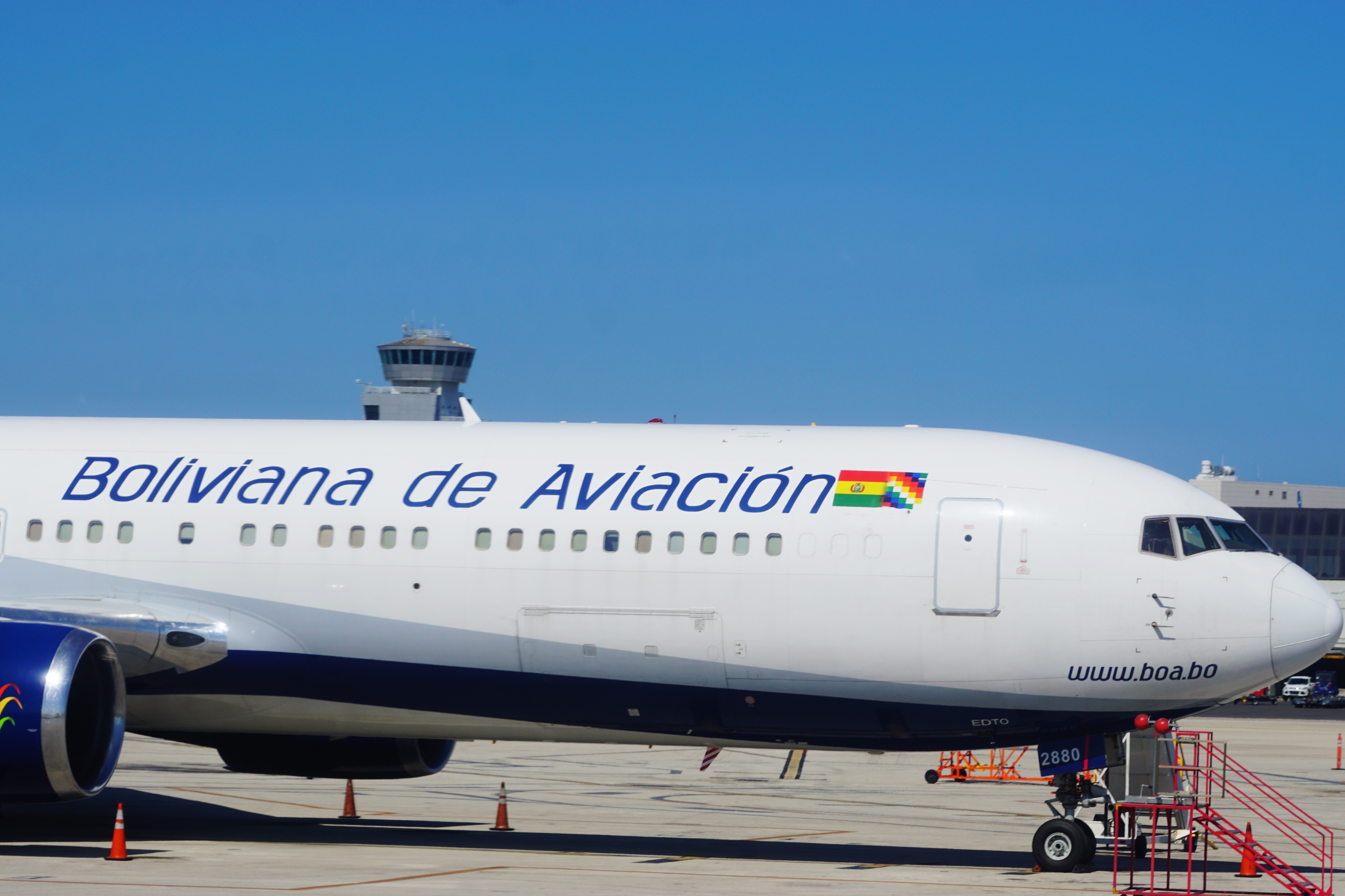 En medio de crisis turística, Boliviana de Aviación anuncia vuelos a Cuba