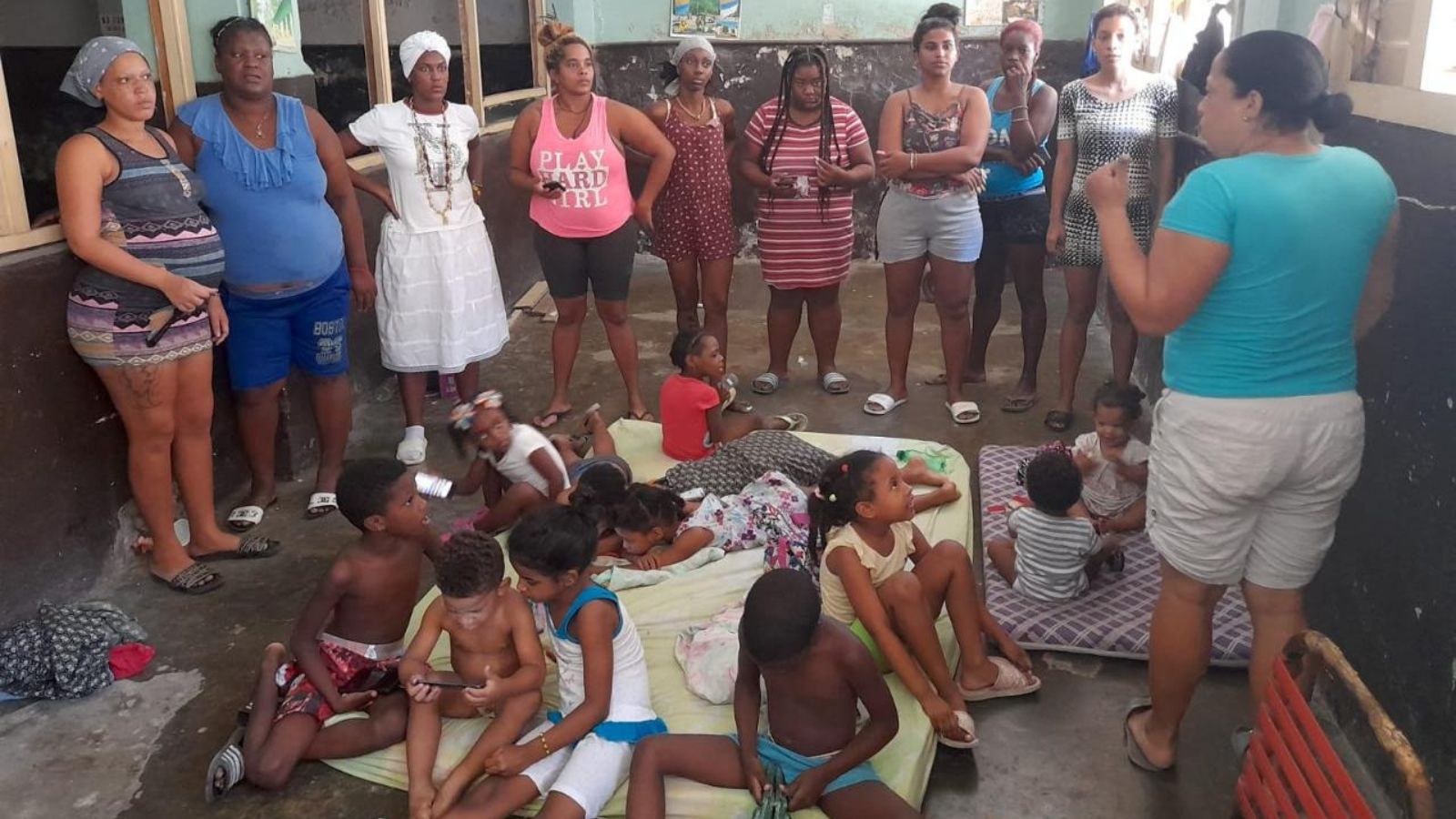 "Es difícil ser madre en Cuba en medio de una sociedad que se cae a pedazos"