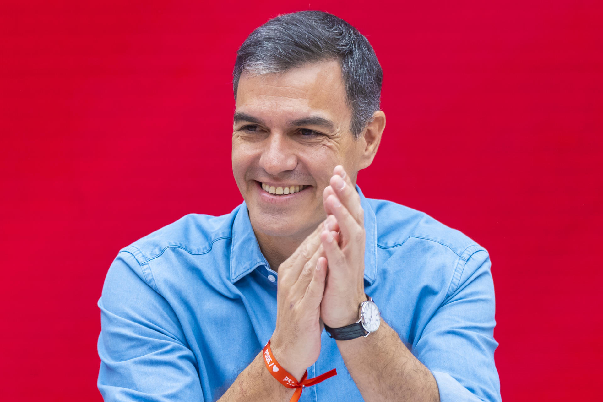 España: PP gana elecciones y busca alternativas políticas con el PSOE para gobernar