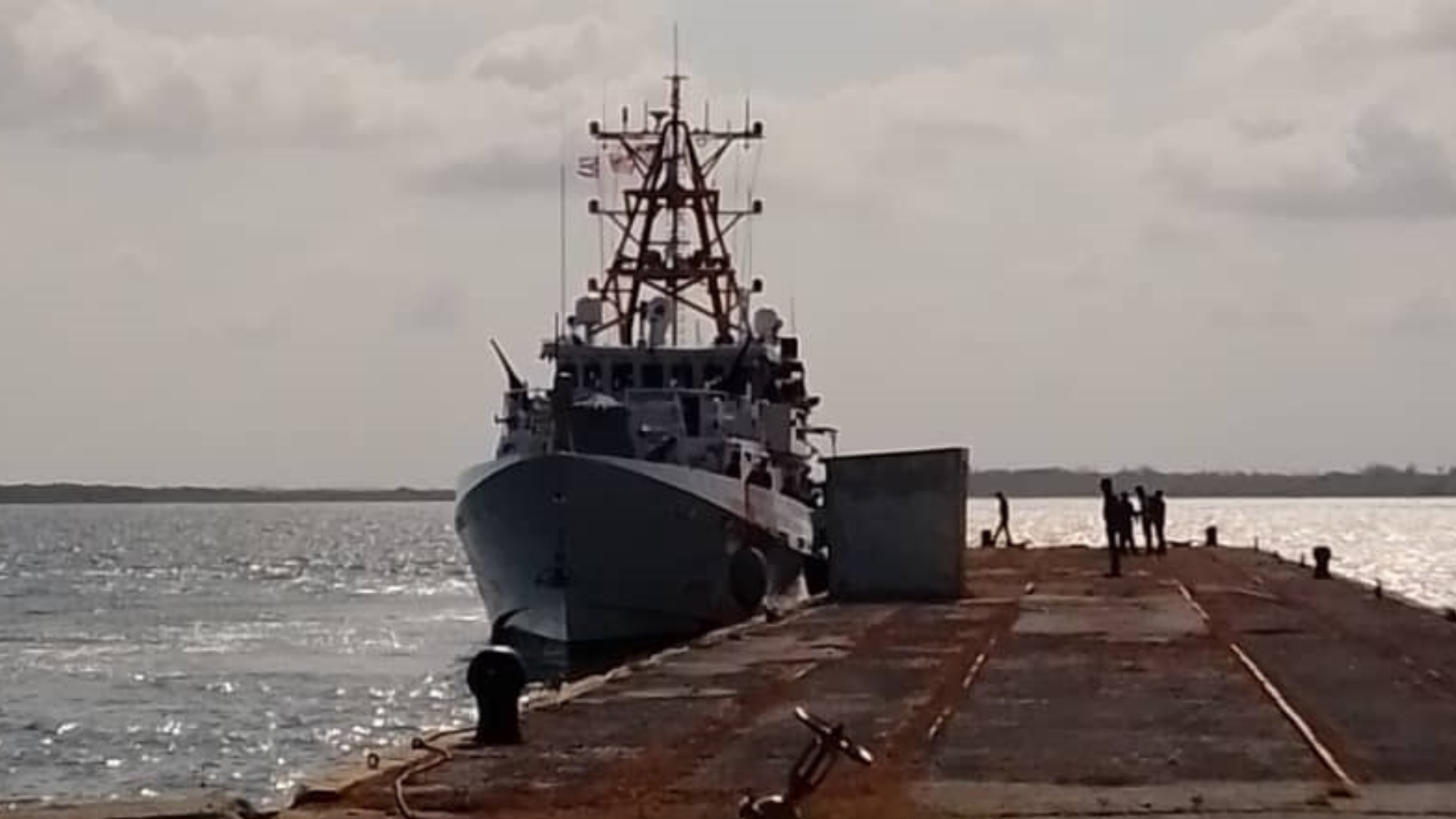 Estados Unidos devuelve 31 balseros a Cuba