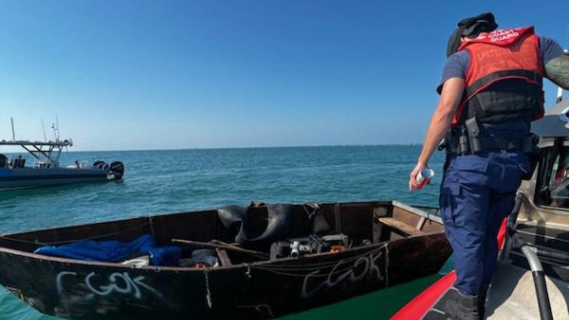 Estados Unidos devuelve a 162 migrantes a Cuba tras detenerlos en el mar