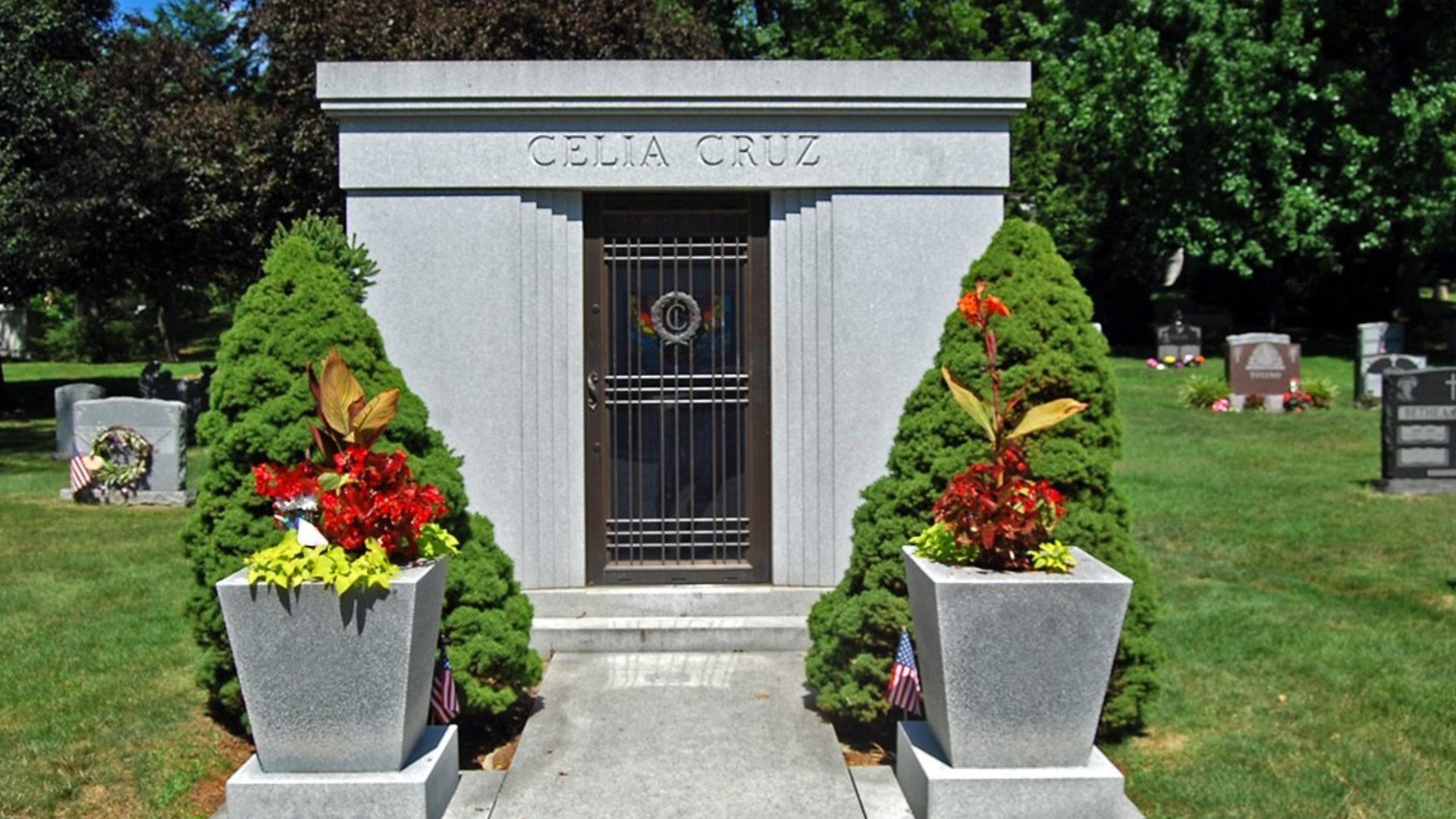 Estará abierto al público Mausoleo dedicado a Celia Cruz en cementerio del Bronx 