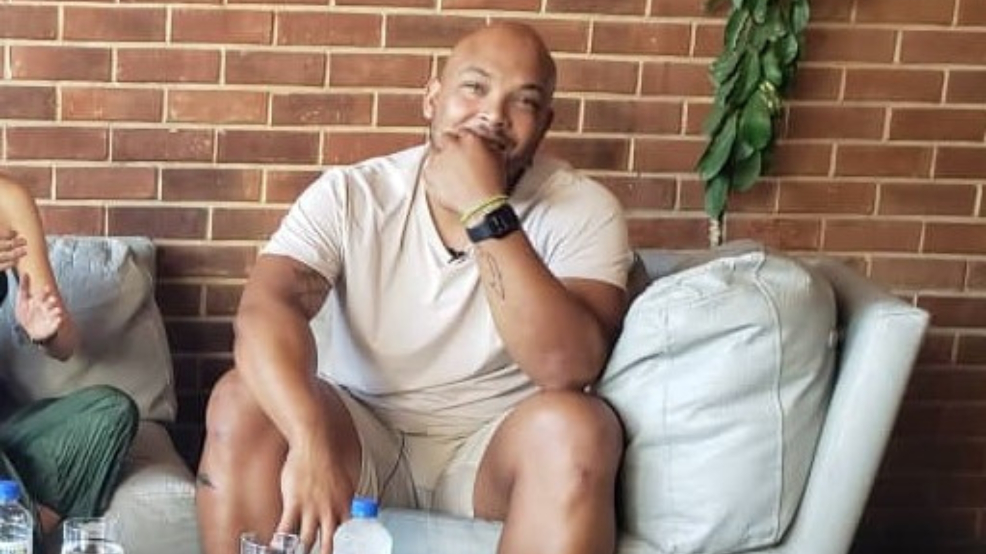 Exligamayorista Yasmani Tomás está de vacaciones en Cuba
