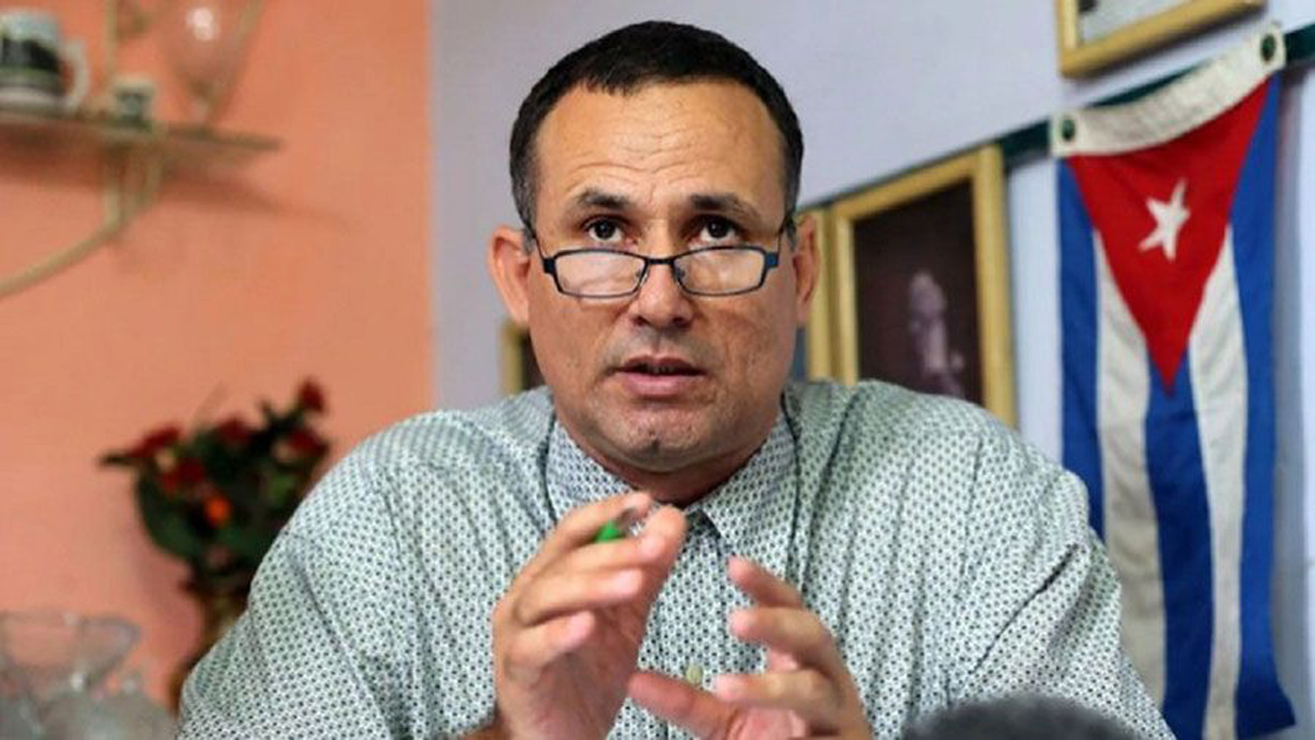 Familiares de José Daniel Ferrer están "plantados frente a Mar Verde" a espera de poderlo ver
