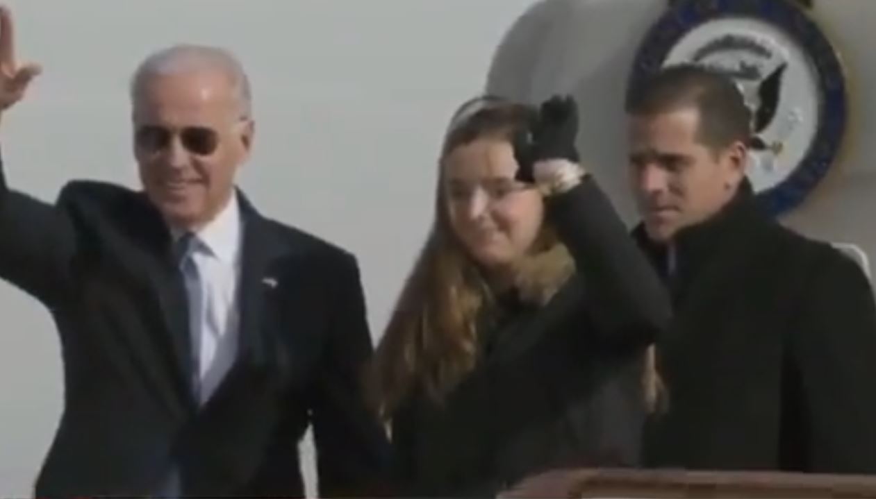 FBI posee grabaciones de James Biden involucrando en negocios a Joe Biden