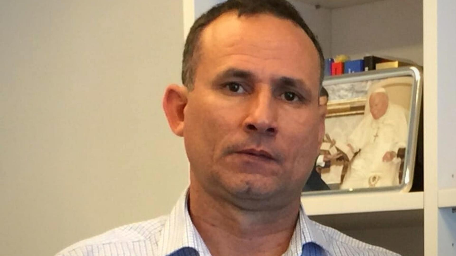 Ferrer “prefiere quedarse de por vida en prisión antes que manchar su honor”, afirma esposa del opositor