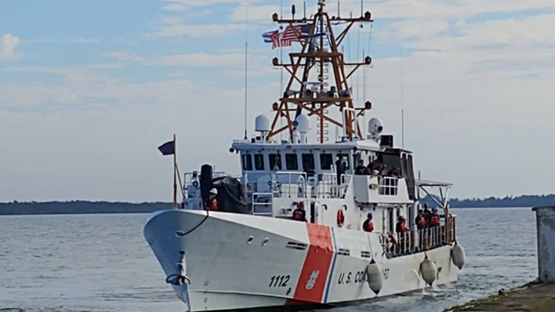 Guardacostas de Estados Unidos devuelve seis balseros a Cuba