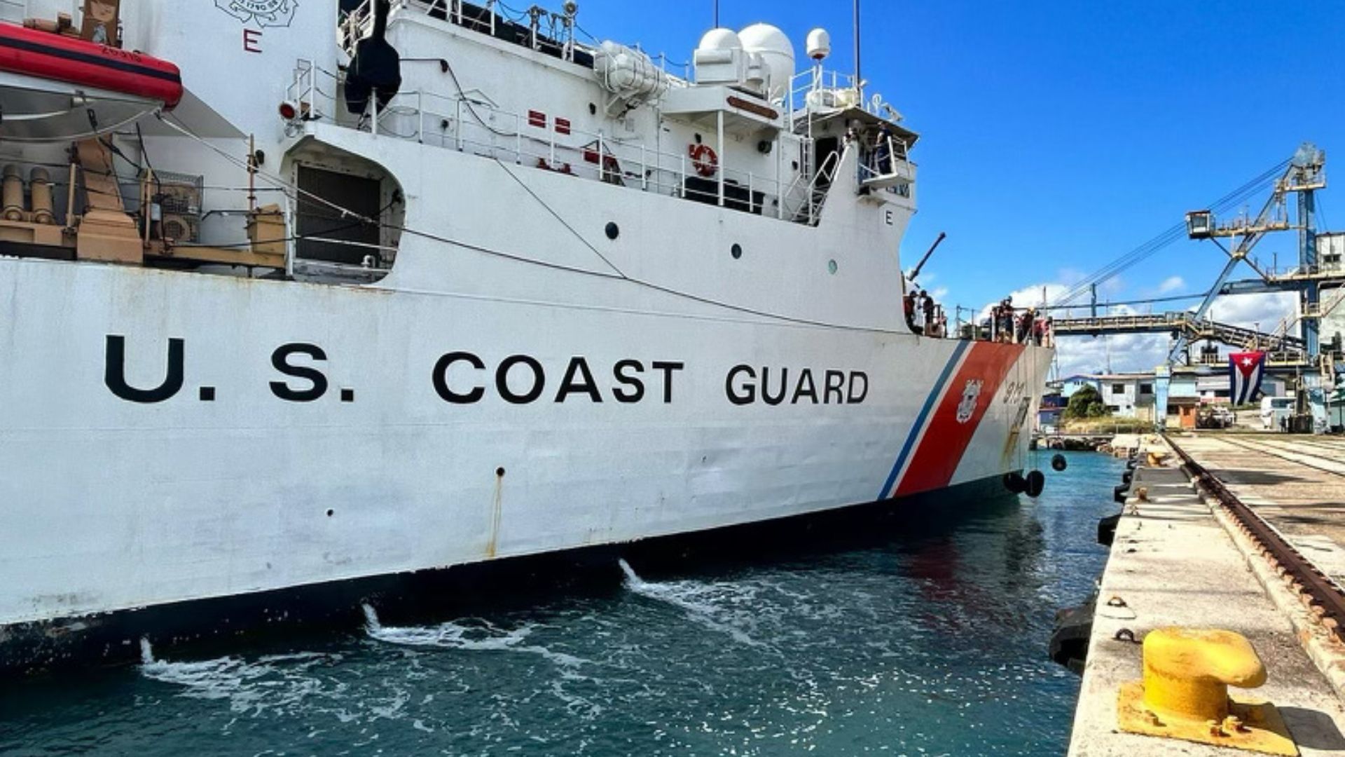 Guardia Costera de EE.UU. repatria a 273 balseros cubanos
