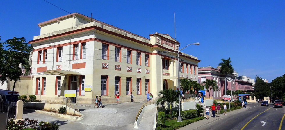 "¿Hasta cuándo?": cubana denuncia que no hay ambulancias en hospital de La Habana