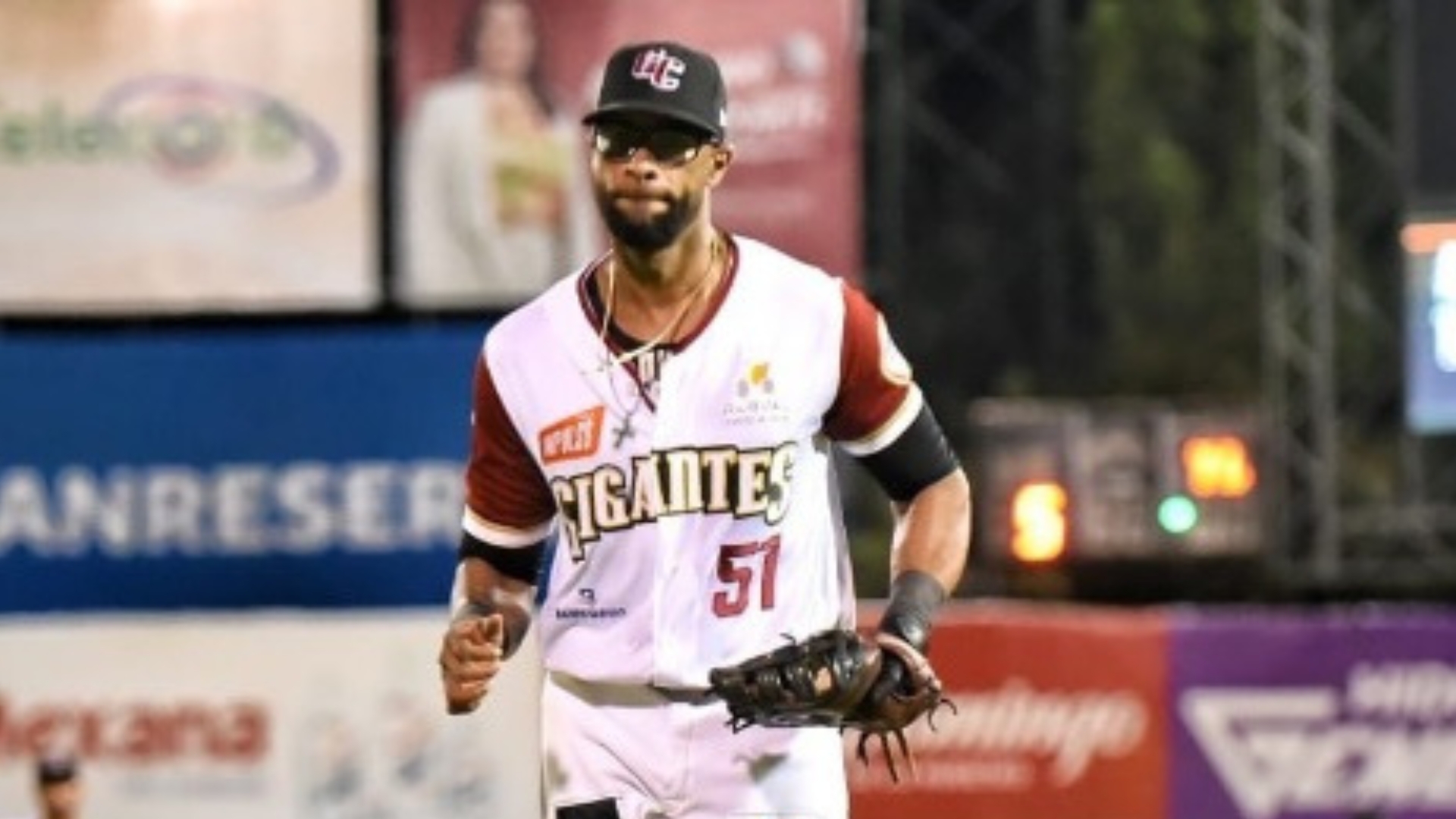 Henry Urrutia: primer cubano que consigue premio de bateo en Liga Dominicana