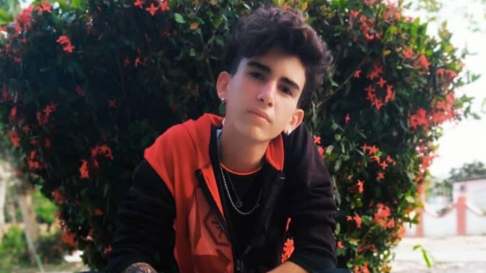 Holguín: adolescente atacado con machete continúa en estado crítico