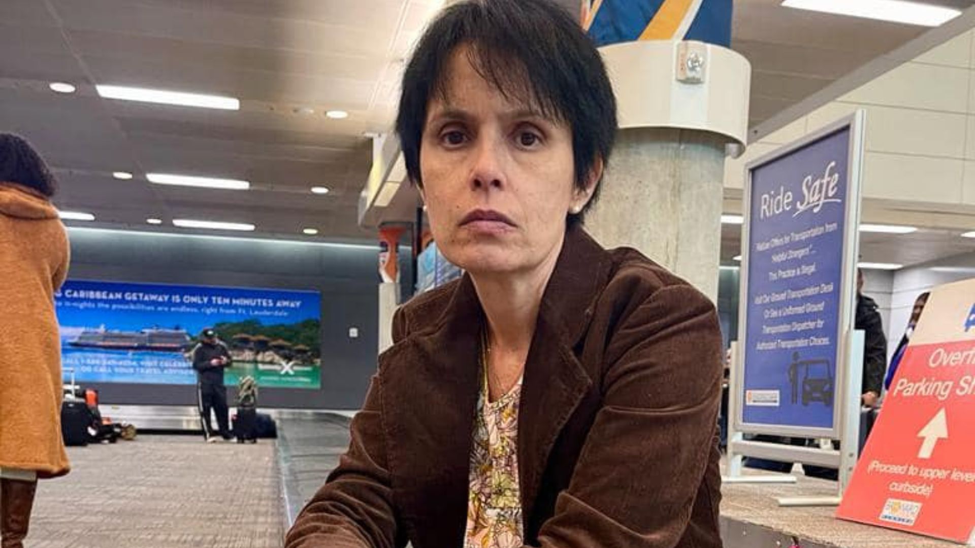 Impiden por cuarta vez regreso de Omara Ruiz Urquiola a Cuba