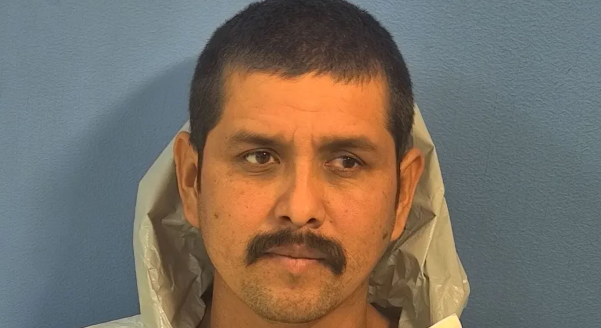 Inmigrante ilegal mexicano asesina a su esposa a puñaladas