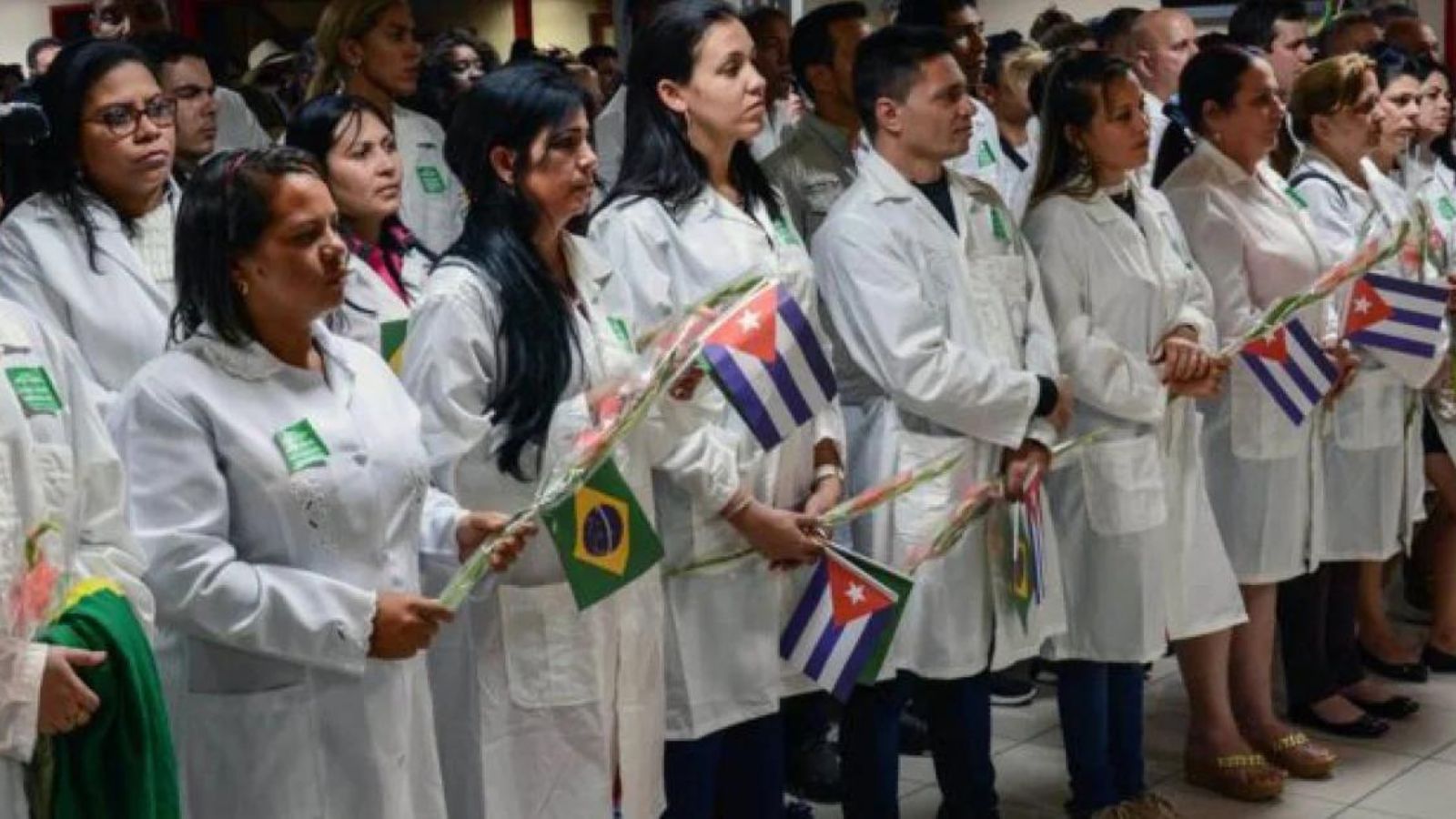 Justicia brasileña autoriza recontratación de cubanos de Mais Médicos