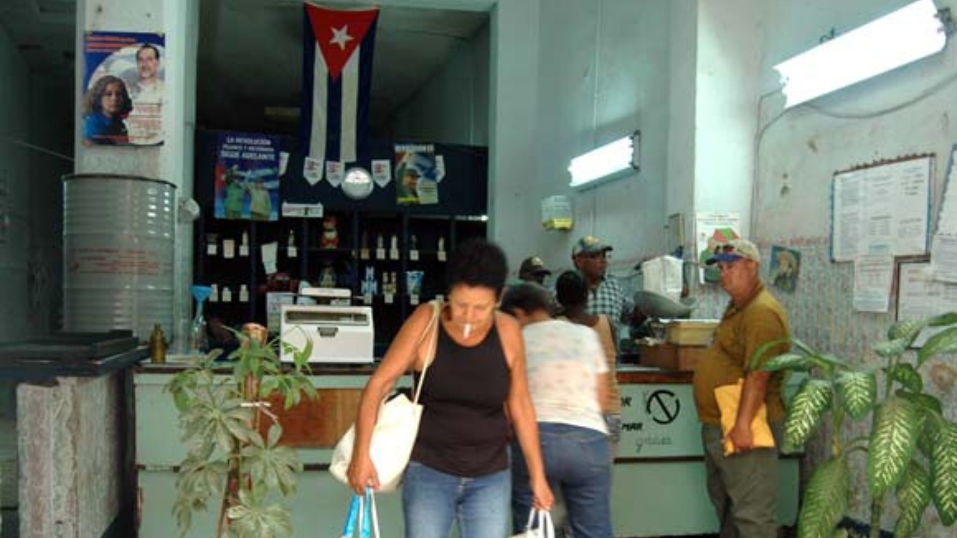 La Habana: bodeguero vende mandados de vecinos y se va del país