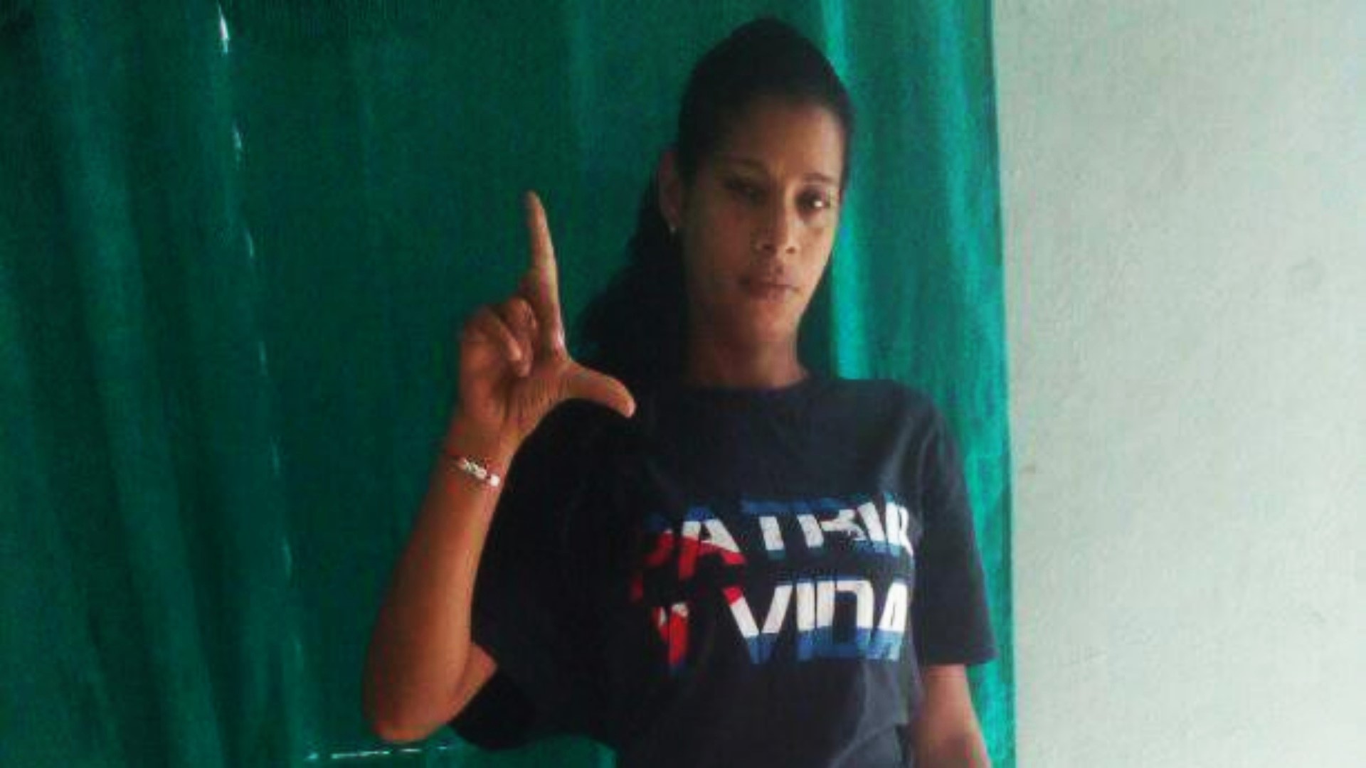 La Habana: Detienen a opositora y madre de preso político