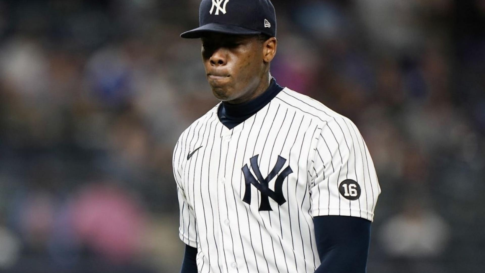 Lanzador cubano Aroldis Chapman fuera de los Yankees por indisciplina