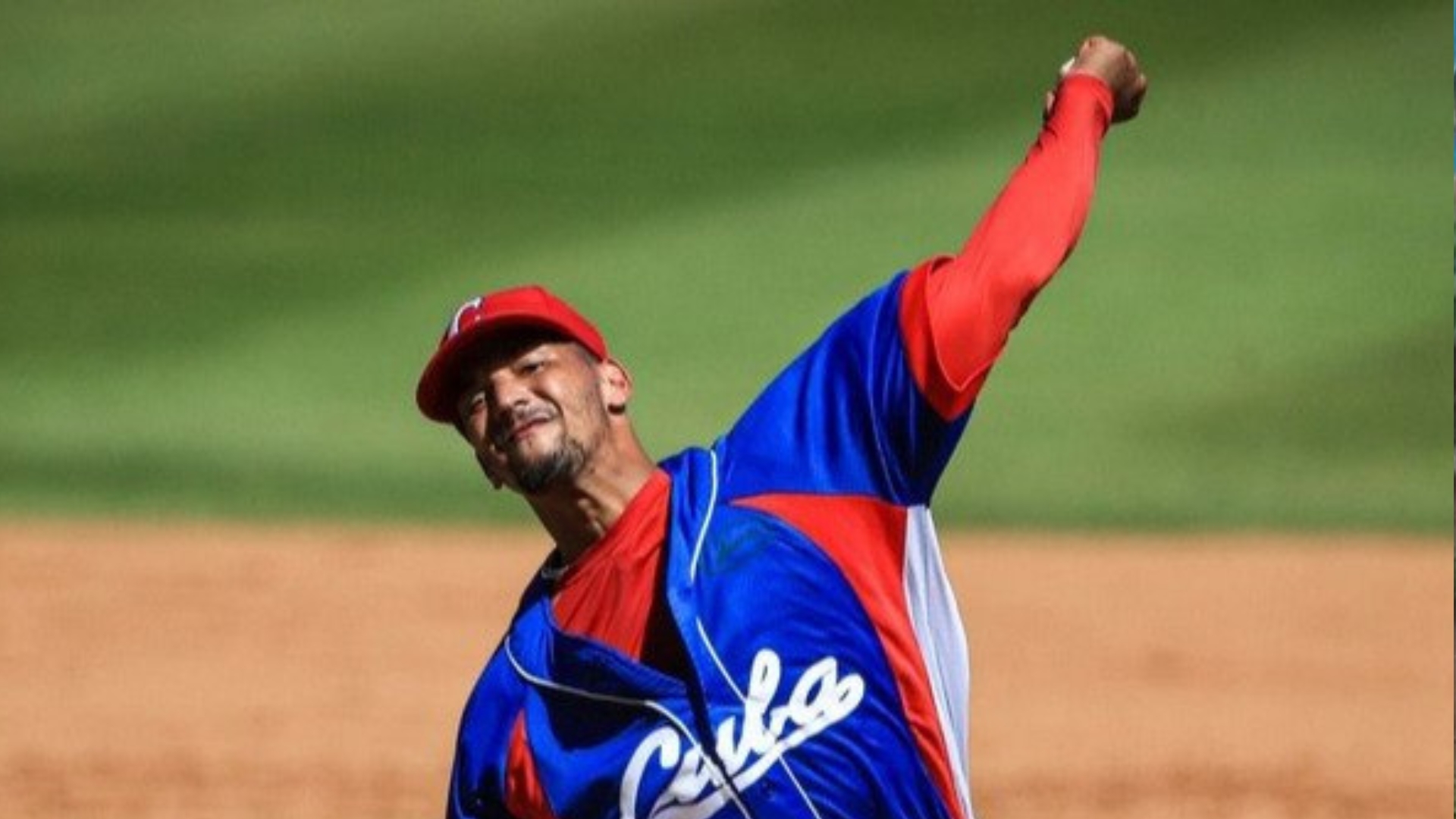 Lanzador del Clásico Naykel Cruz sale de Cuba en busca de contrato MLB 