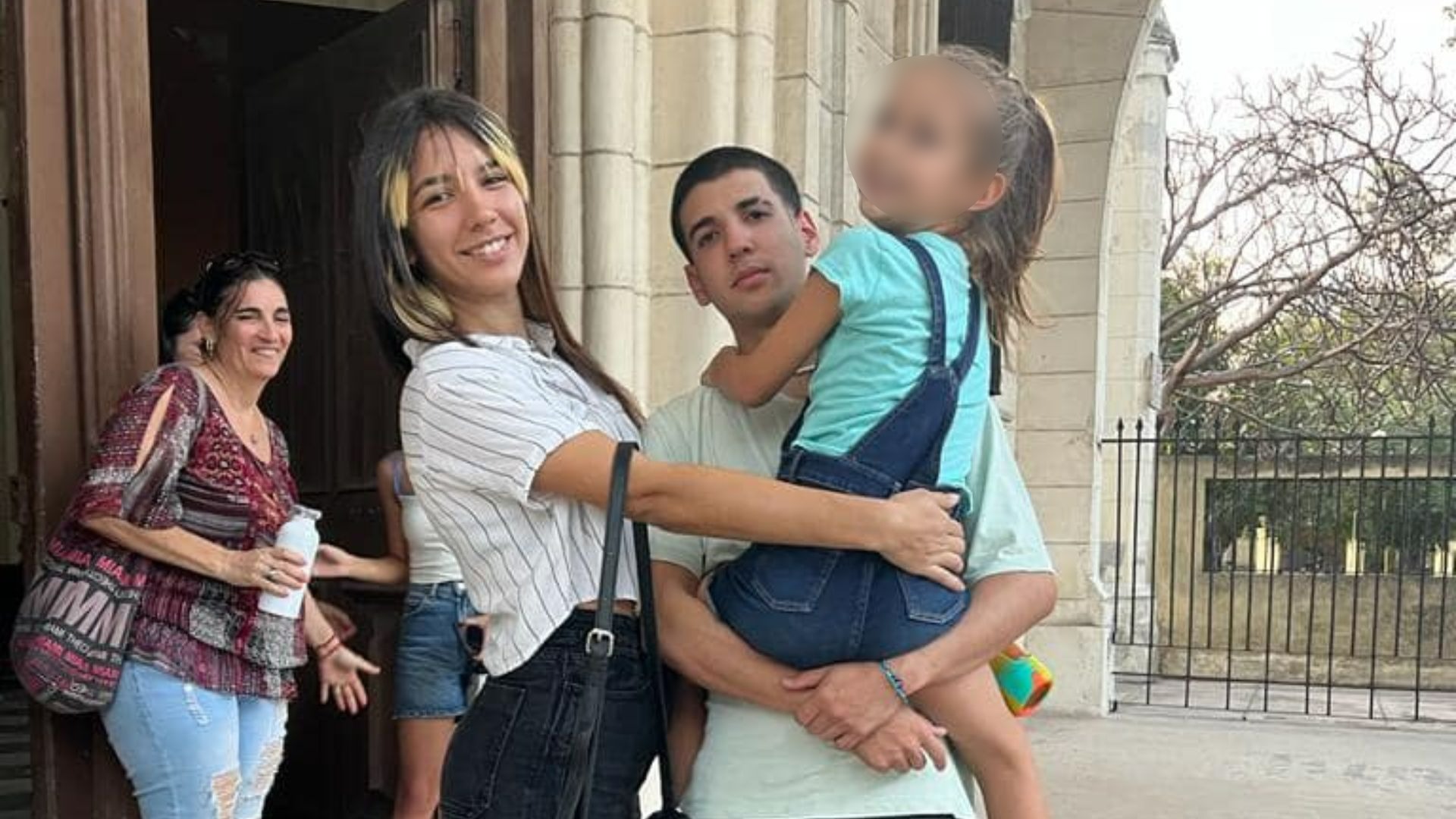 Liberan a hijos de actor cubano Frank Artola, tras 6 meses detenidos por protestar
