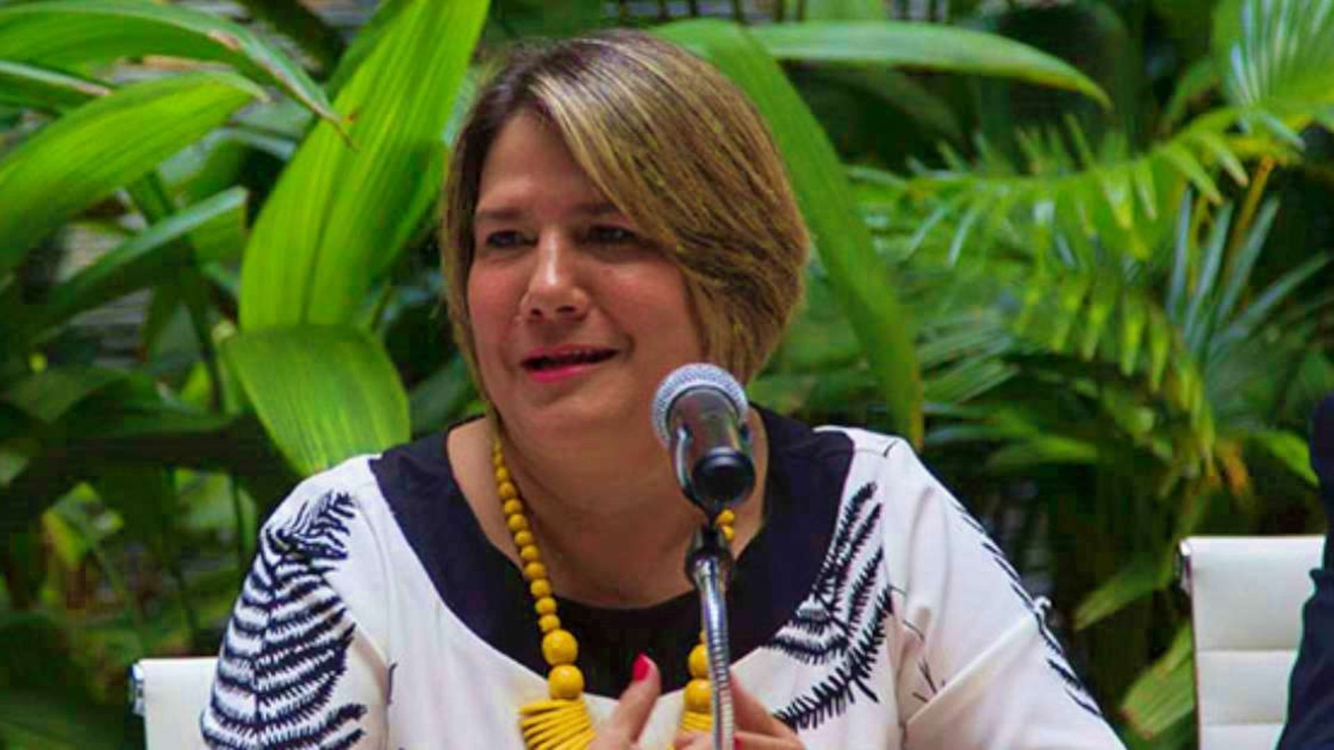 Lis Cuesta lo vuelve a hacer: "Soy comunista y qué?"