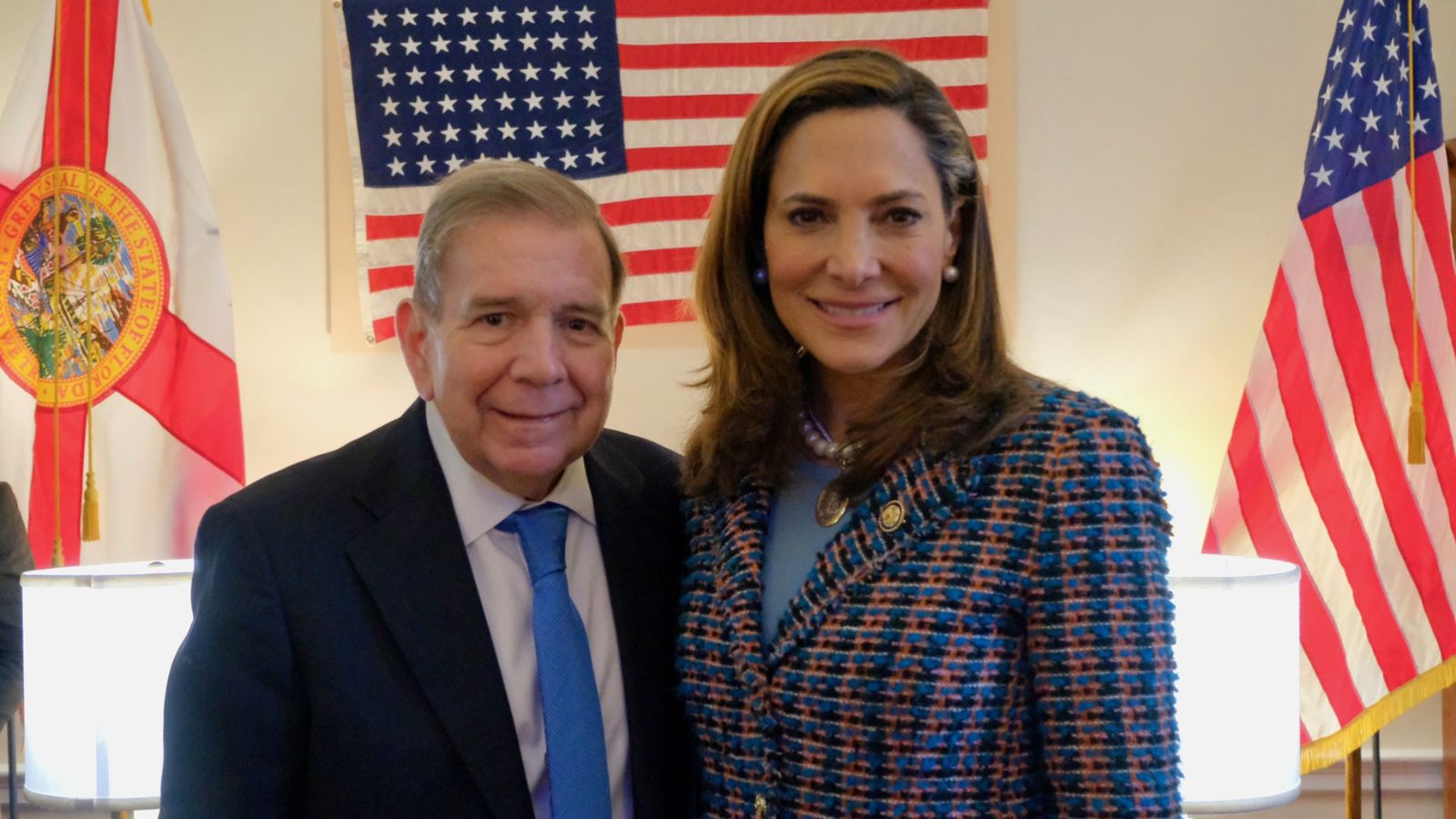 "Llama a la invasión": voceros cubanos reaccionan a advertencia de María Elvira Salazar a Maduro