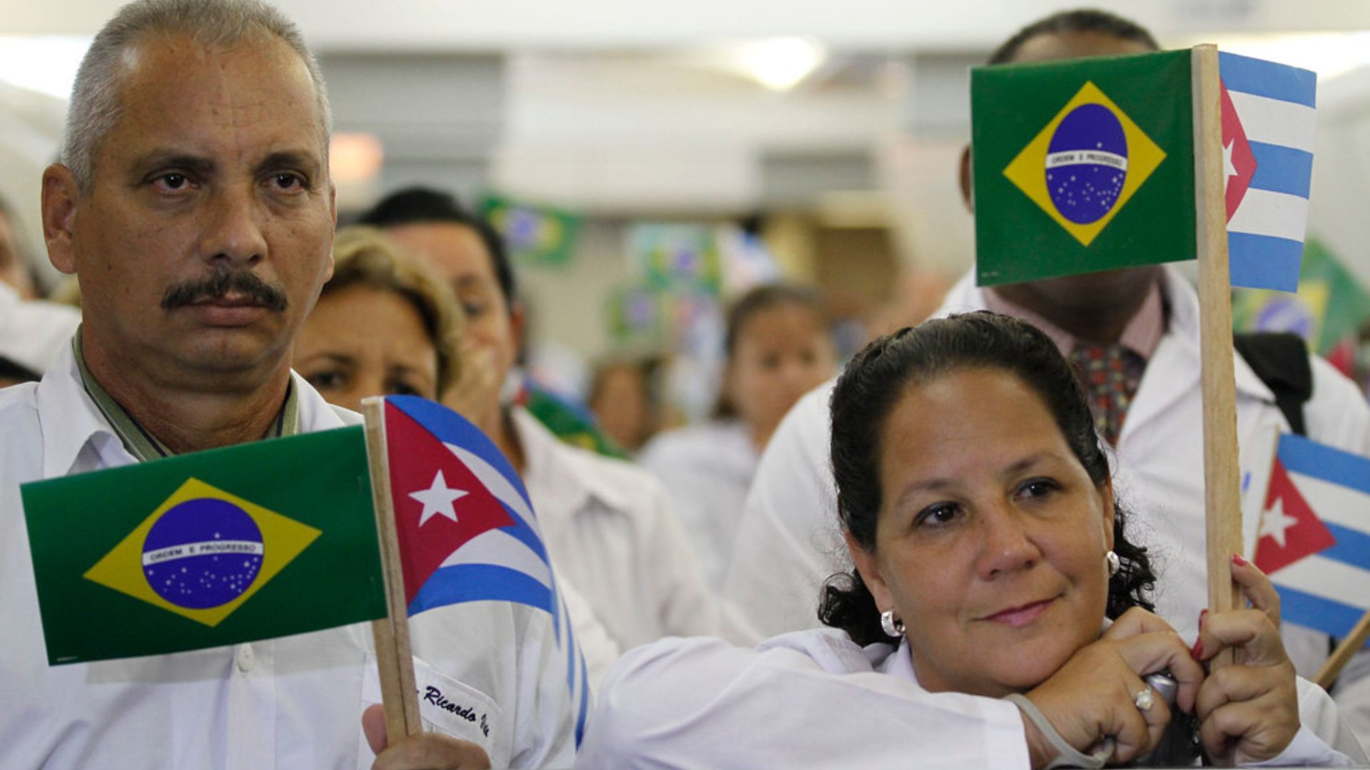 Más de 3 mil profesionales cubanos se inscriben en programa Mais Médicos