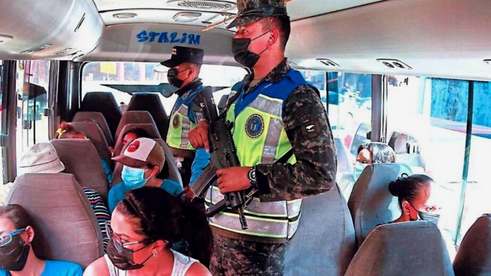 Migrante cubana muere en un autobús en Honduras