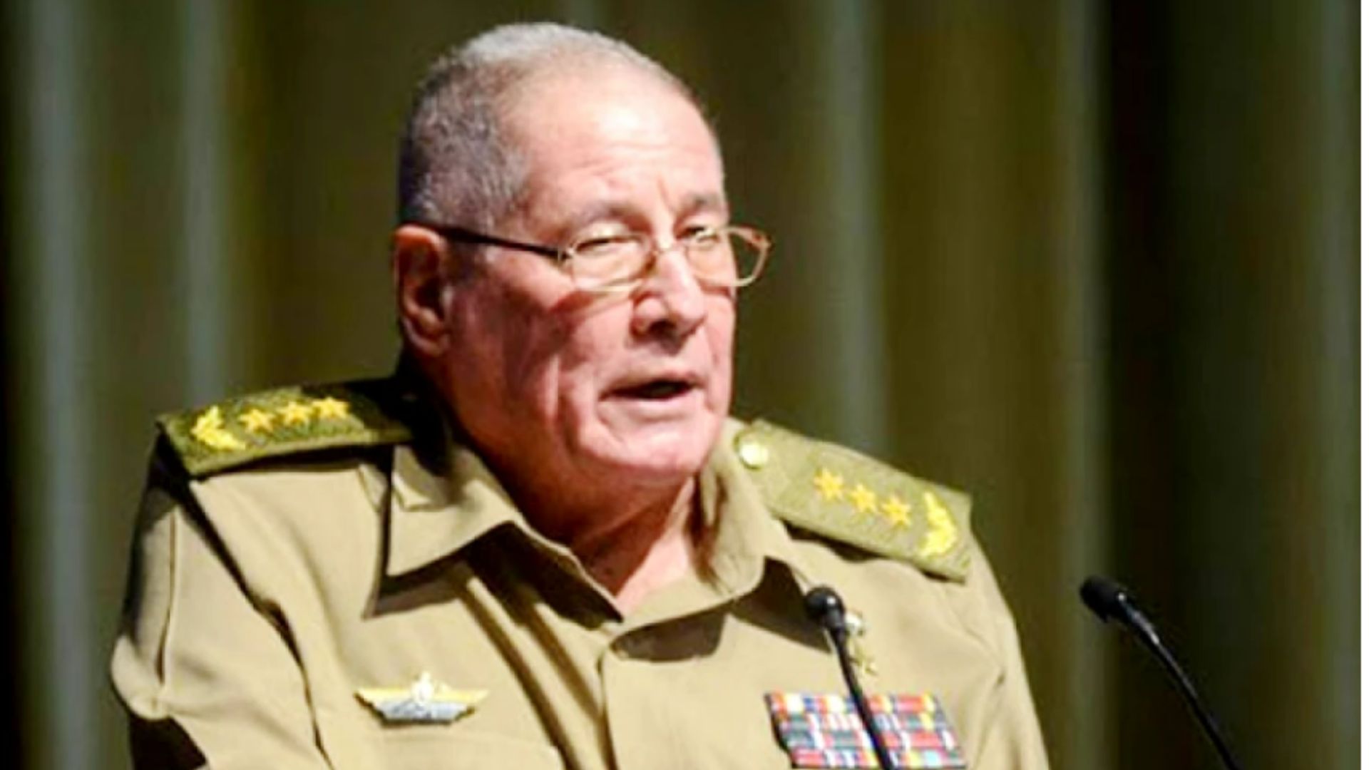 Ministro de las FAR viaja a Bielorrusia para emprender proyectos militares 