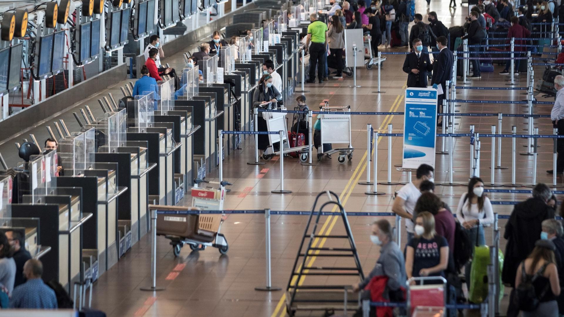 Muertos tras tiroteo en Aeropuerto de Santiago de Chile: querían robar 32 millones de dólares