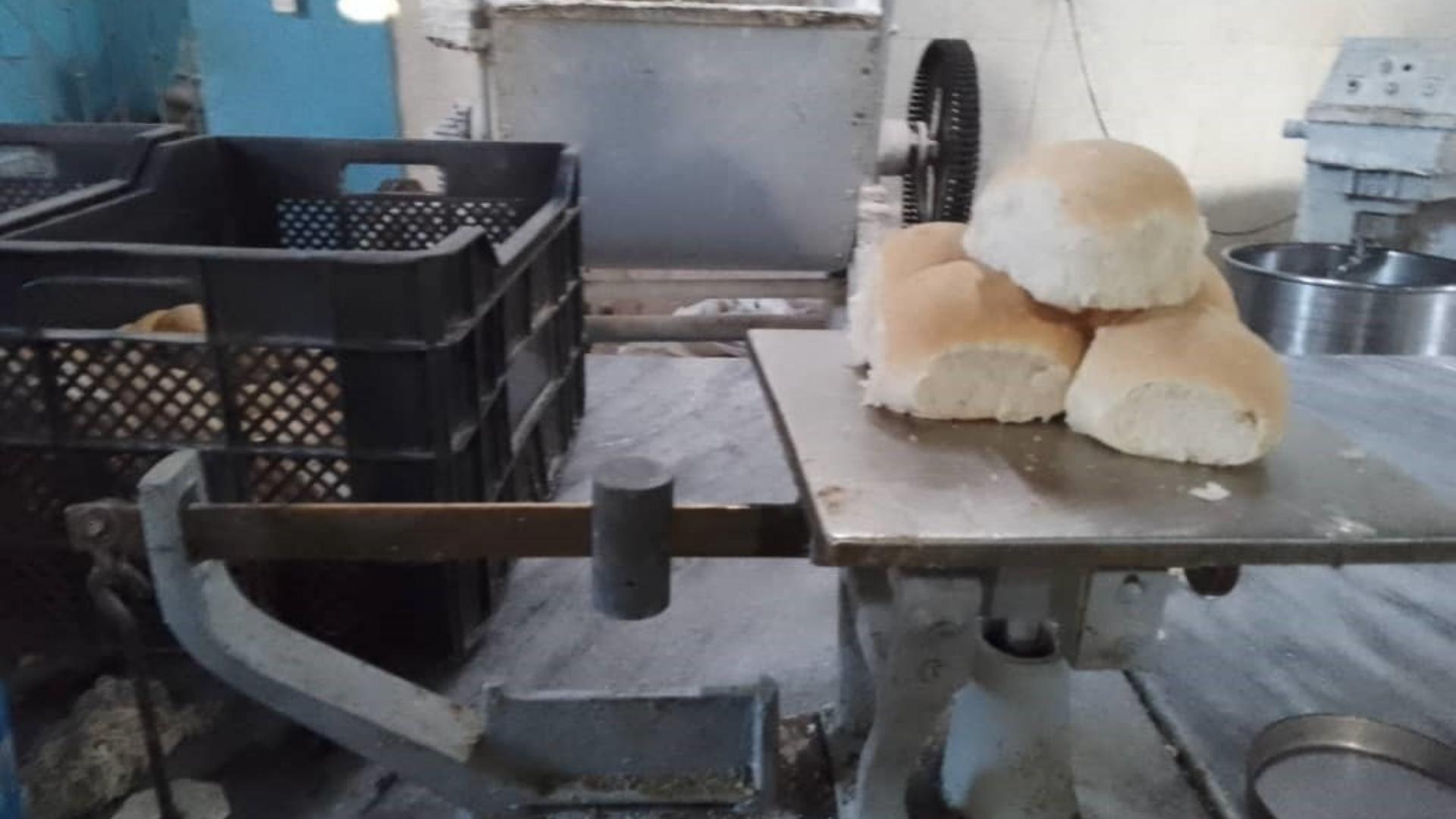 Multas de hasta 8 mil pesos a panaderos estatales en La Habana por violaciones e ilegalidades"