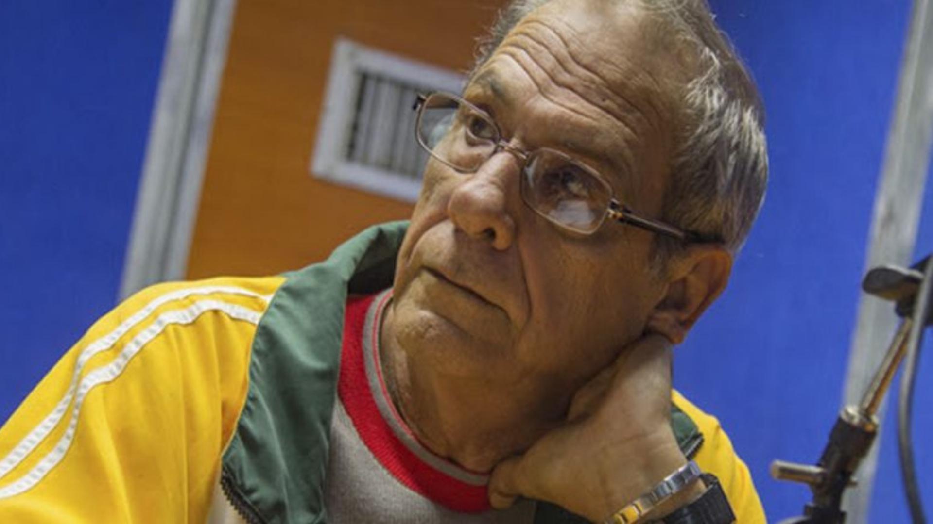 Narrador deportivo René Navarro recibe Premio Nacional de Televisión en Cuba
