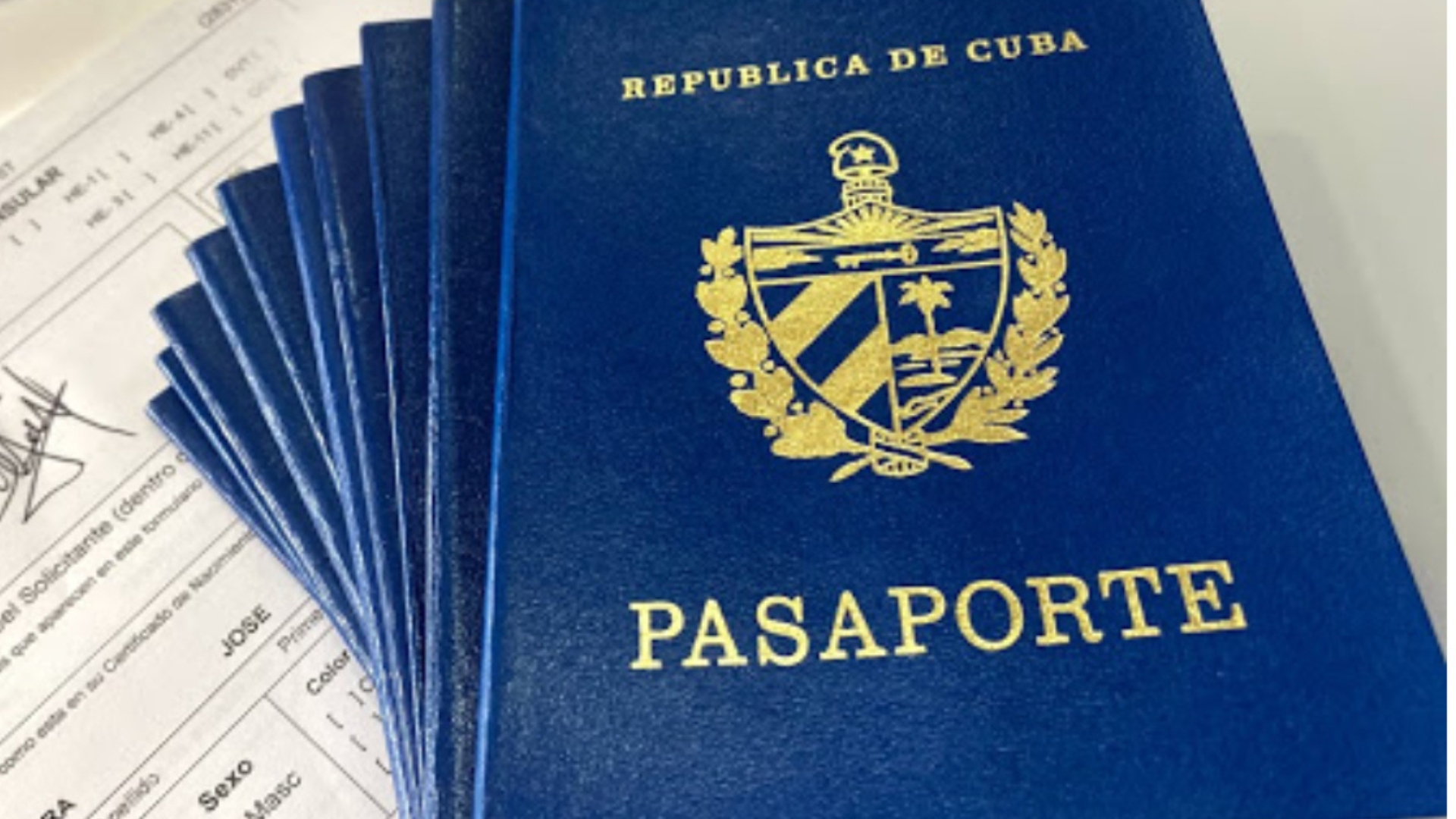 Nueva norma para la solicitud de pasaportes a menores en Cuba