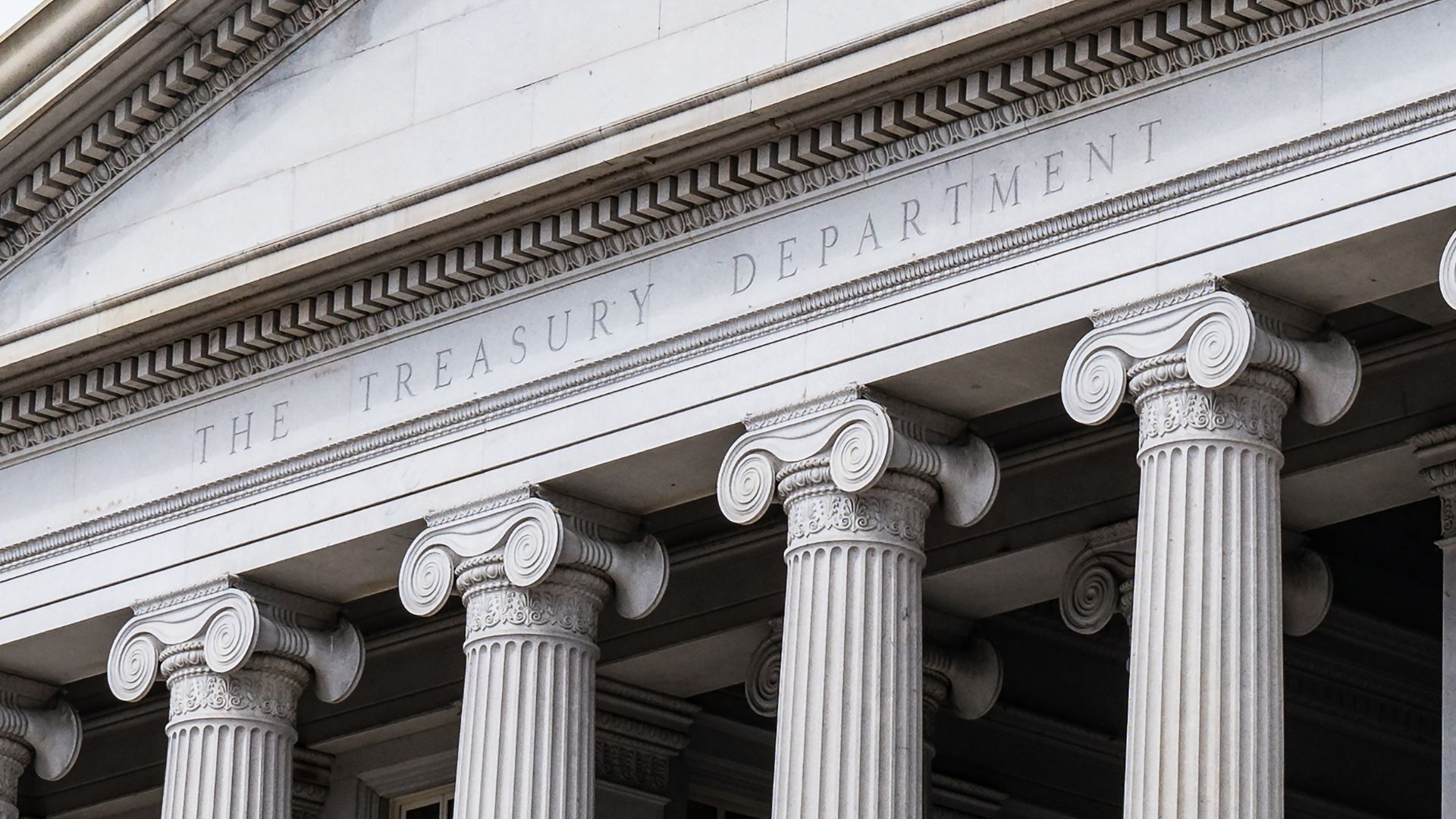 OFAC autoriza que supuestos empresarios cubanos abran cuentas bancarias en EEUU