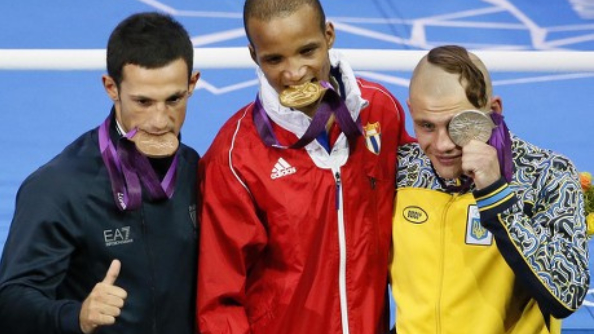 Olímpico cubano Roniel Iglesias pone su título de Londres 2012 en subasta 