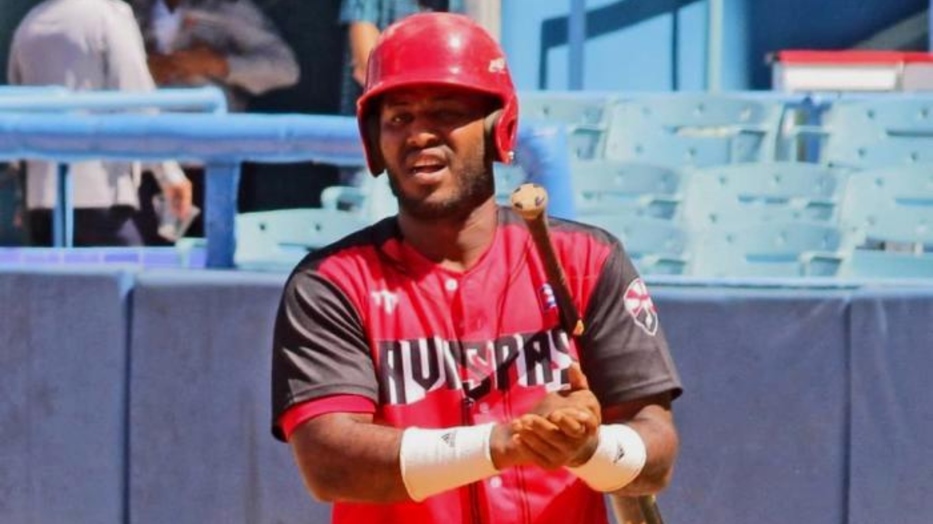 Osday Silva, MVP de la 62 Serie Nacional, escapa de equipo en Puerto Rico