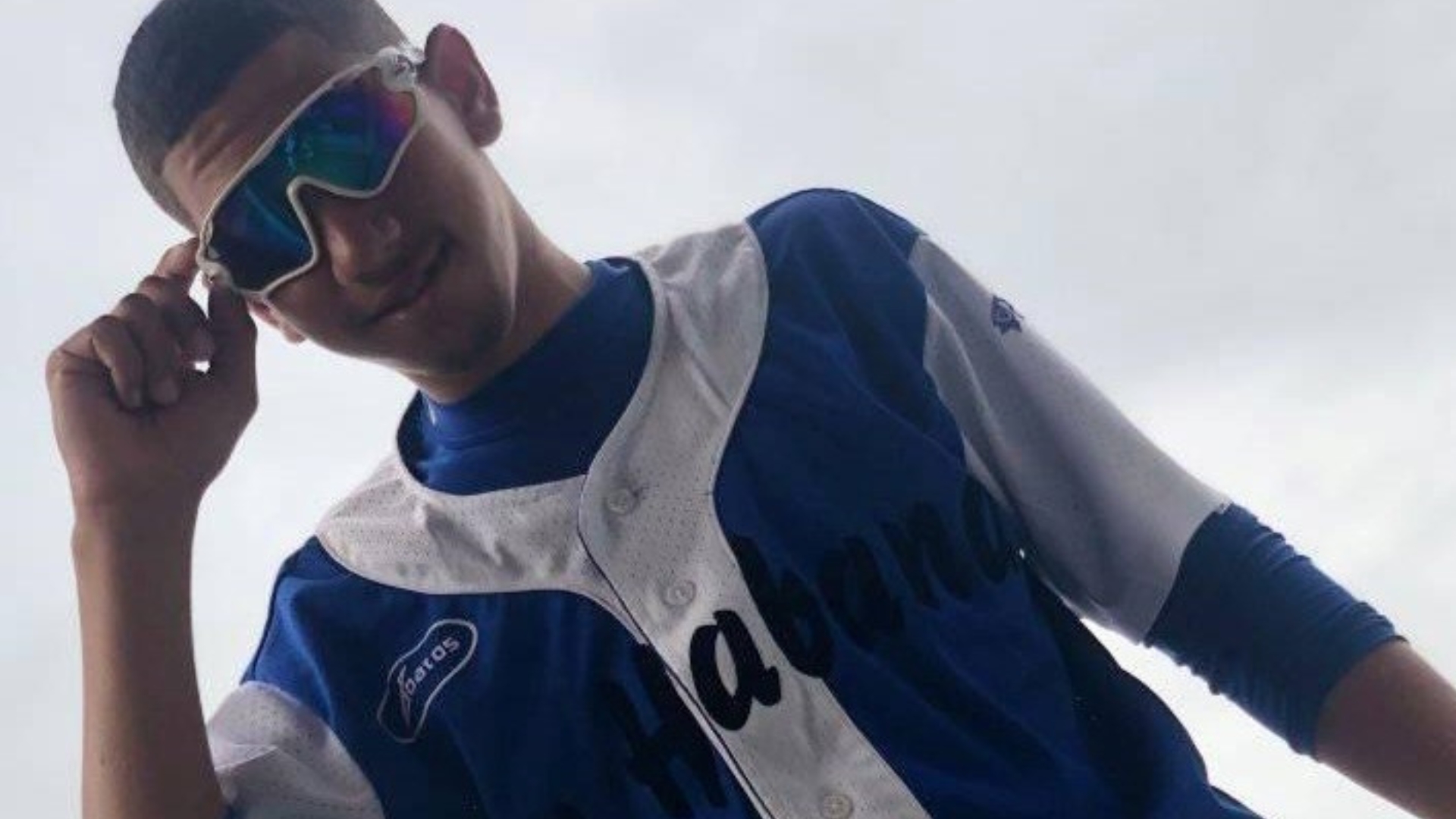 Pelotero de equipo Cuba Sub-18 se marcha del país