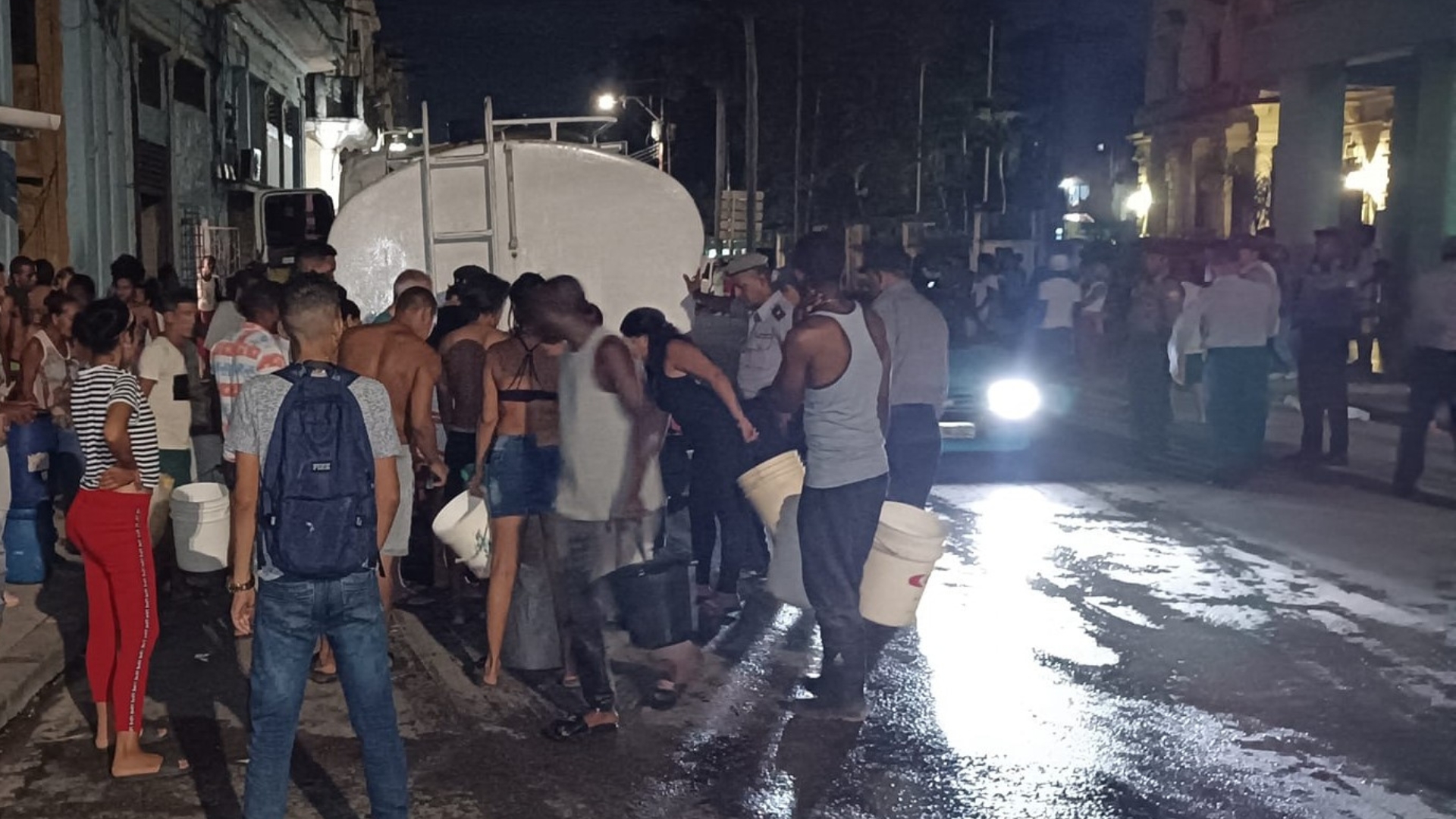 Persisten problemas con el abasto de agua en la capital cubana