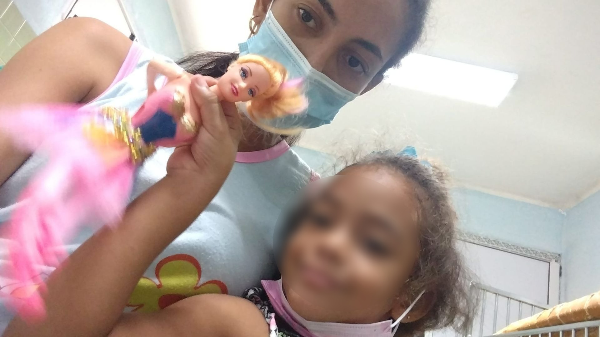 Piden ayuda para niña cubana con tumor: "En el hospital no hay los medicamentos"