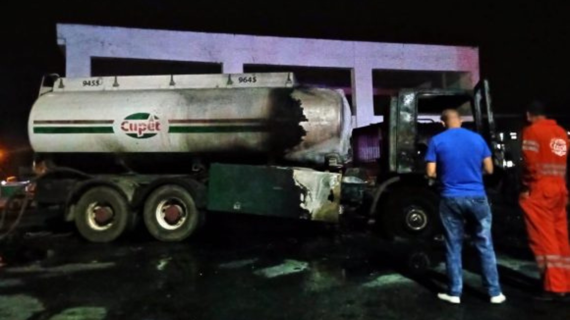 Pinar del Río: explota un camión cisterna de CUPET 