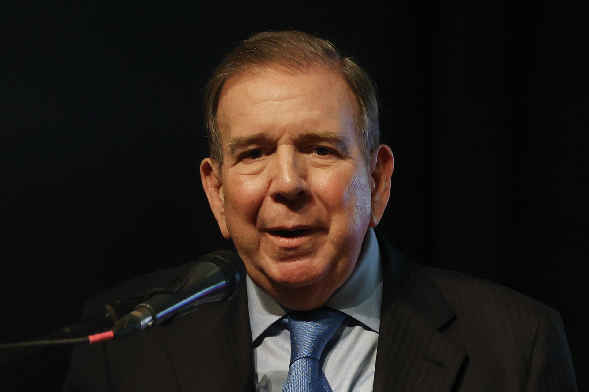 Prensa del régimen llama impostor a Edmundo González, presidente electo de Venezuela 