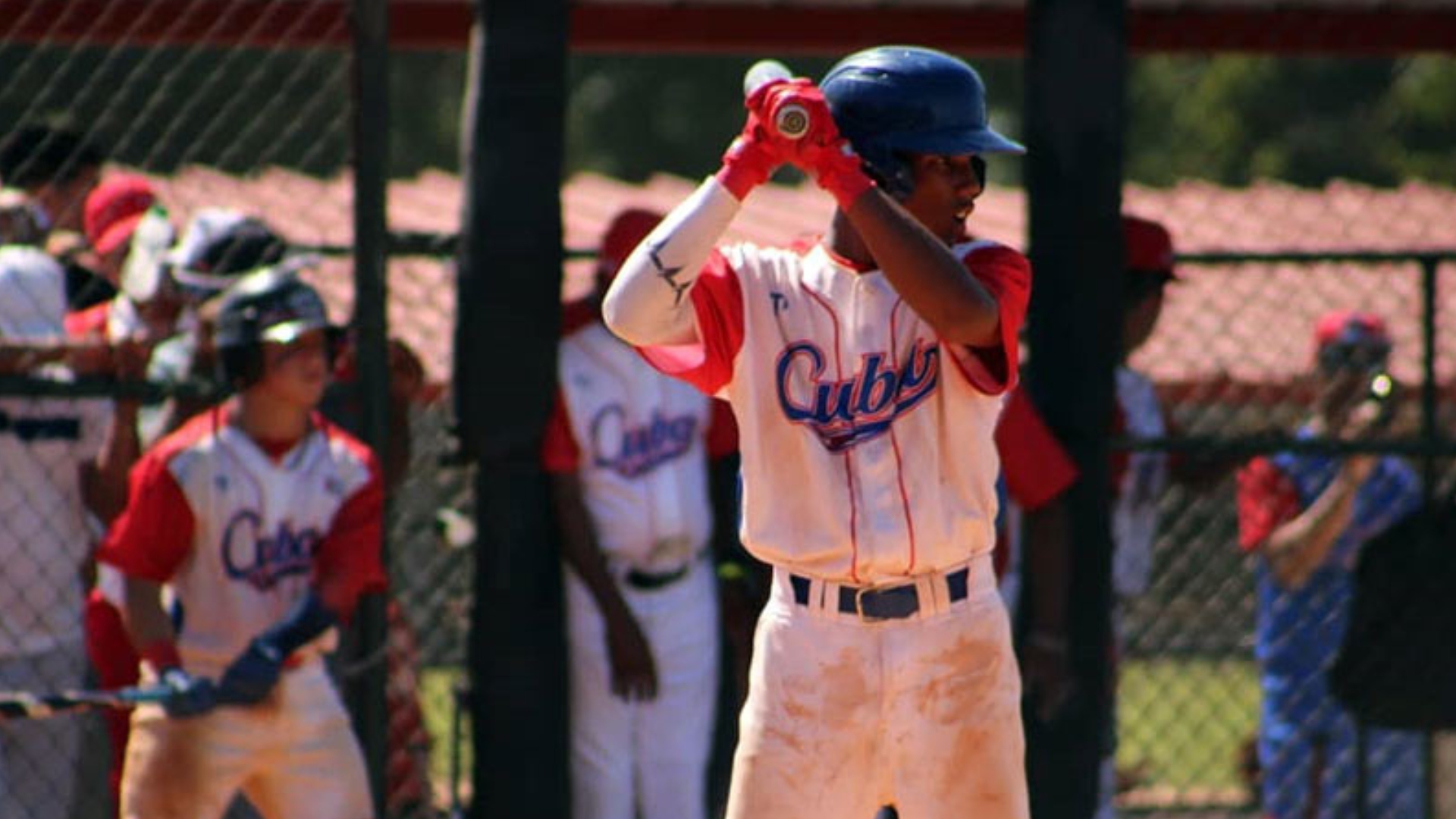 Prospecto beisbolero cubano de 14 años escapa a Dominicana