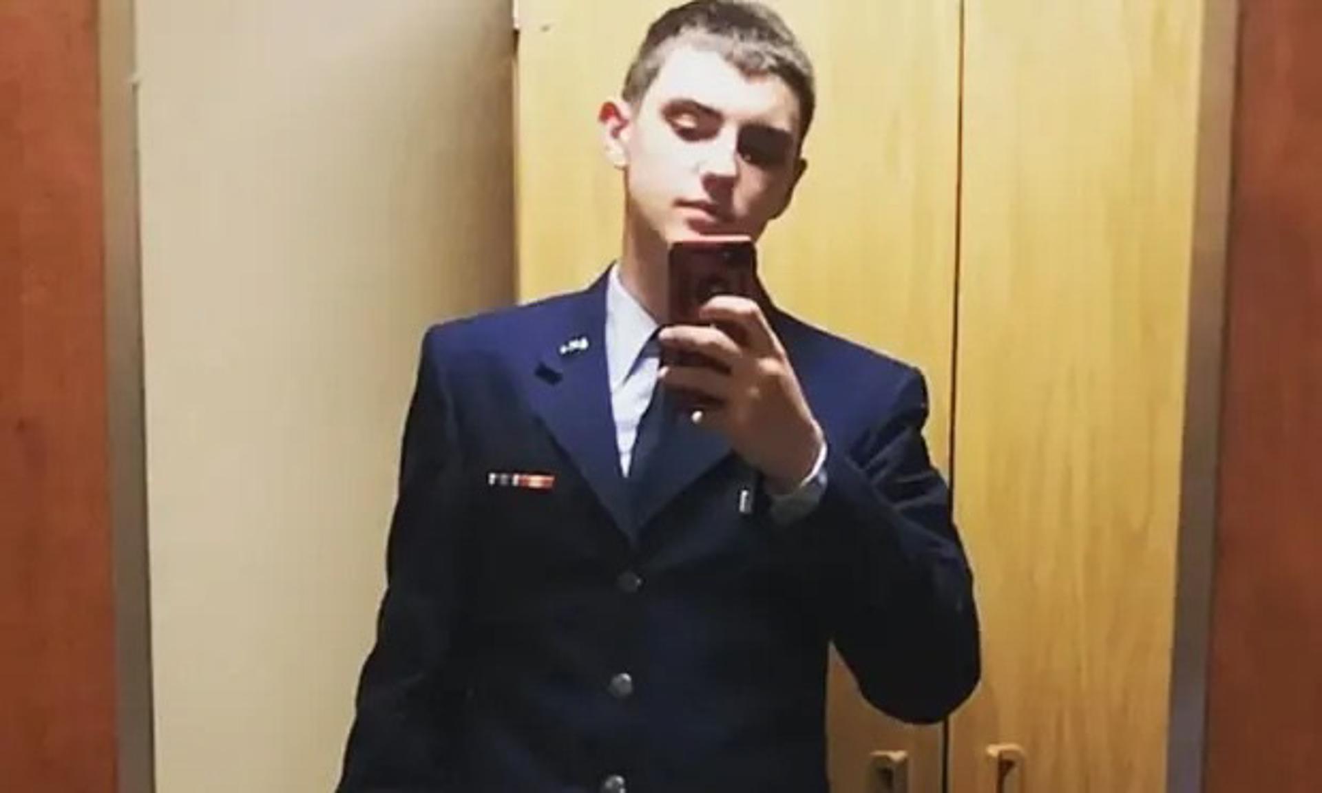 ¿Quién es Jack Teixeira?: el joven de 21 años acusado de filtrar documentos clasificados del Pentágono