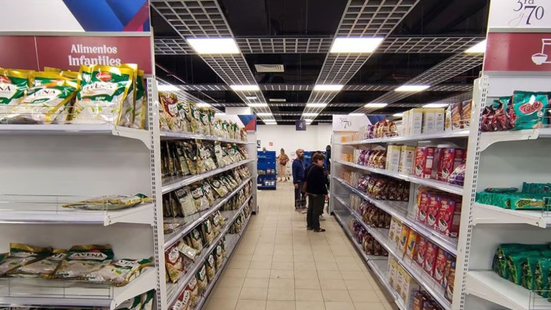 Régimen cubano anuncia la apertura de más tiendas en dólares en todo el país