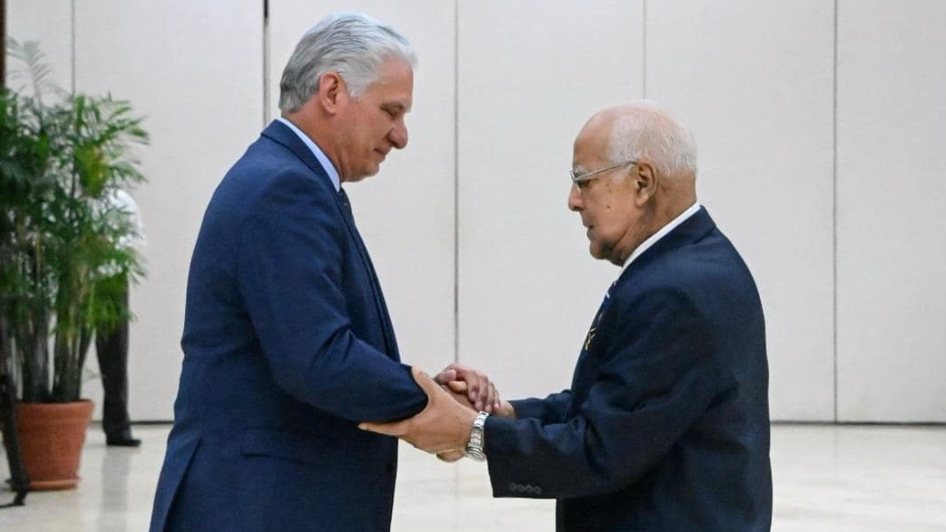 Régimen cubano destituye a Ricardo Cabrisas, como Ministro de Comercio Exterior