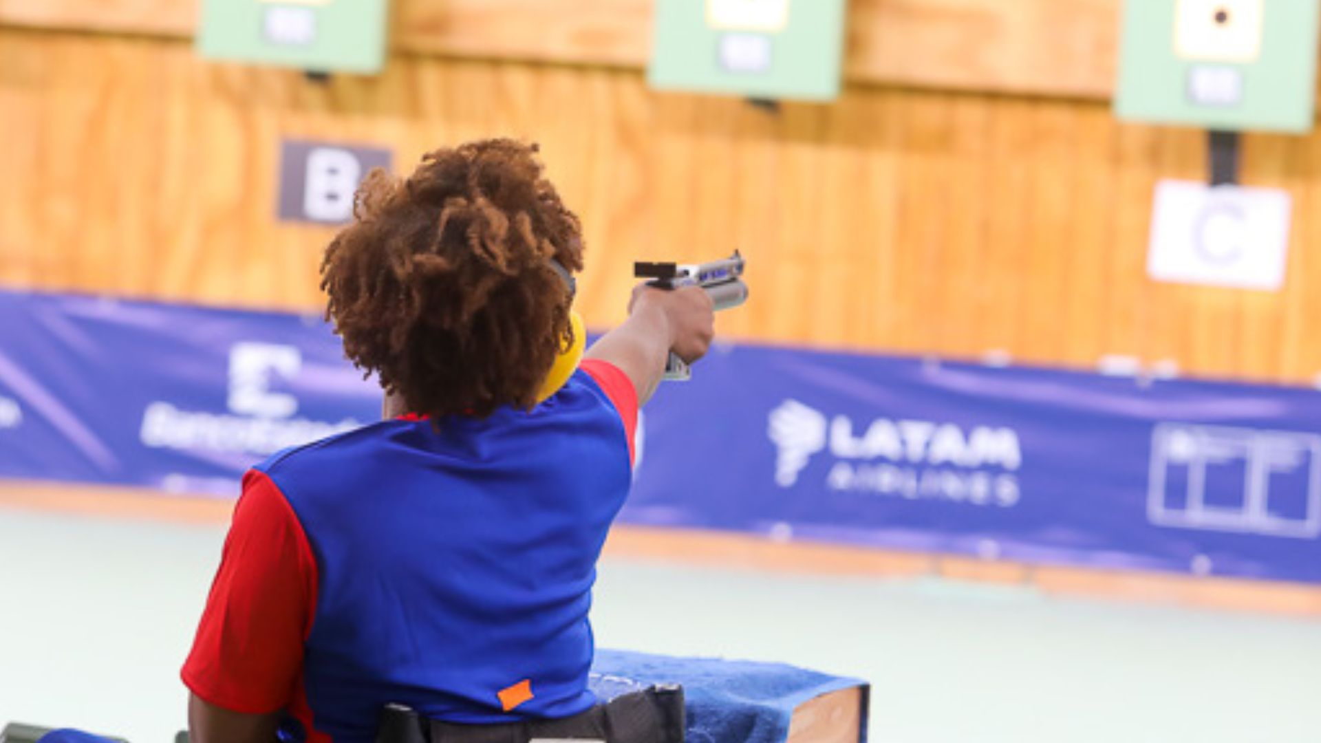 Régimen prepara ley que ataría más a los atletas a su sistema deportivo 