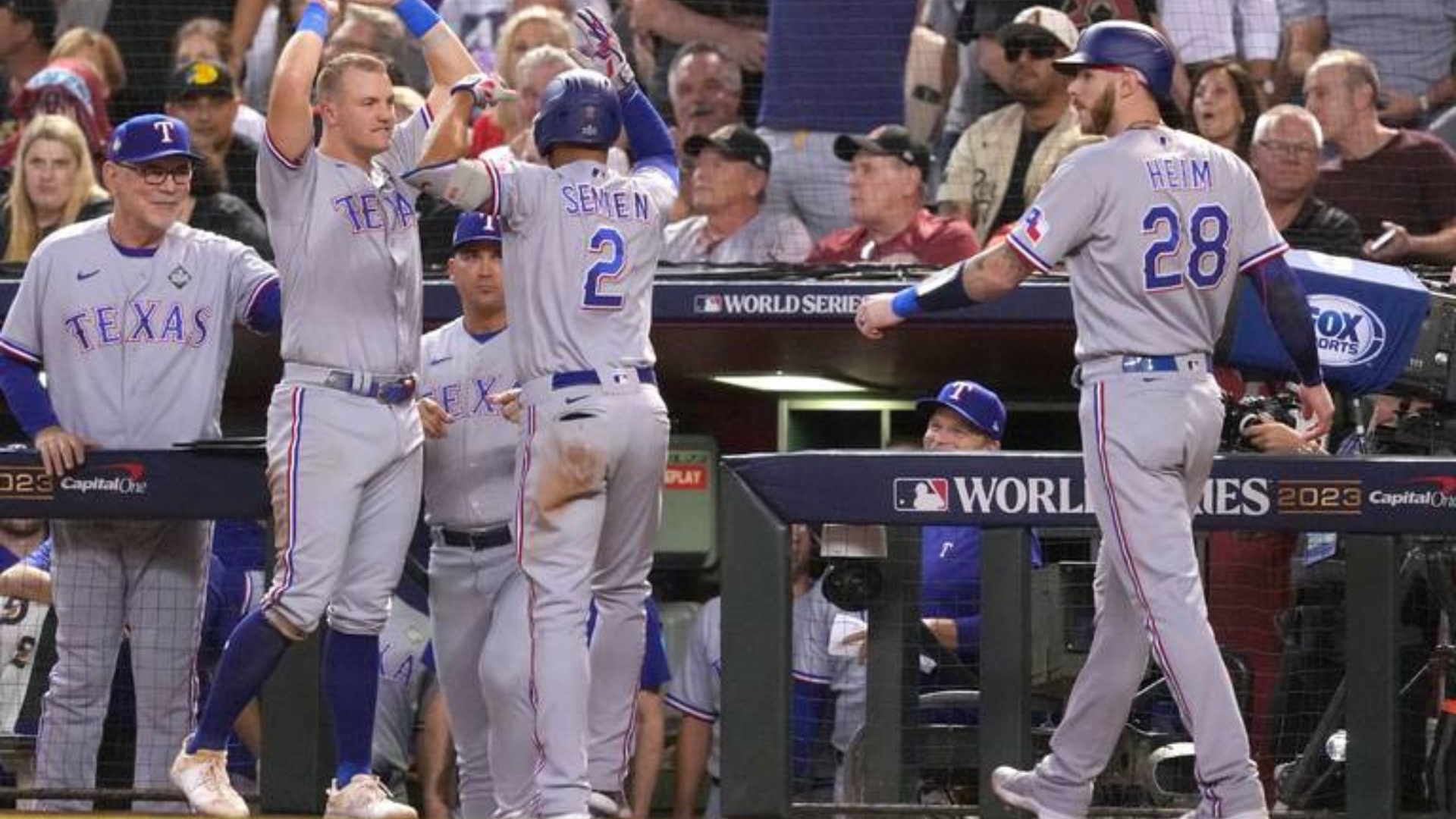Rangers ganan sin Adolis García y están a un paso del anillo de Serie Mundial