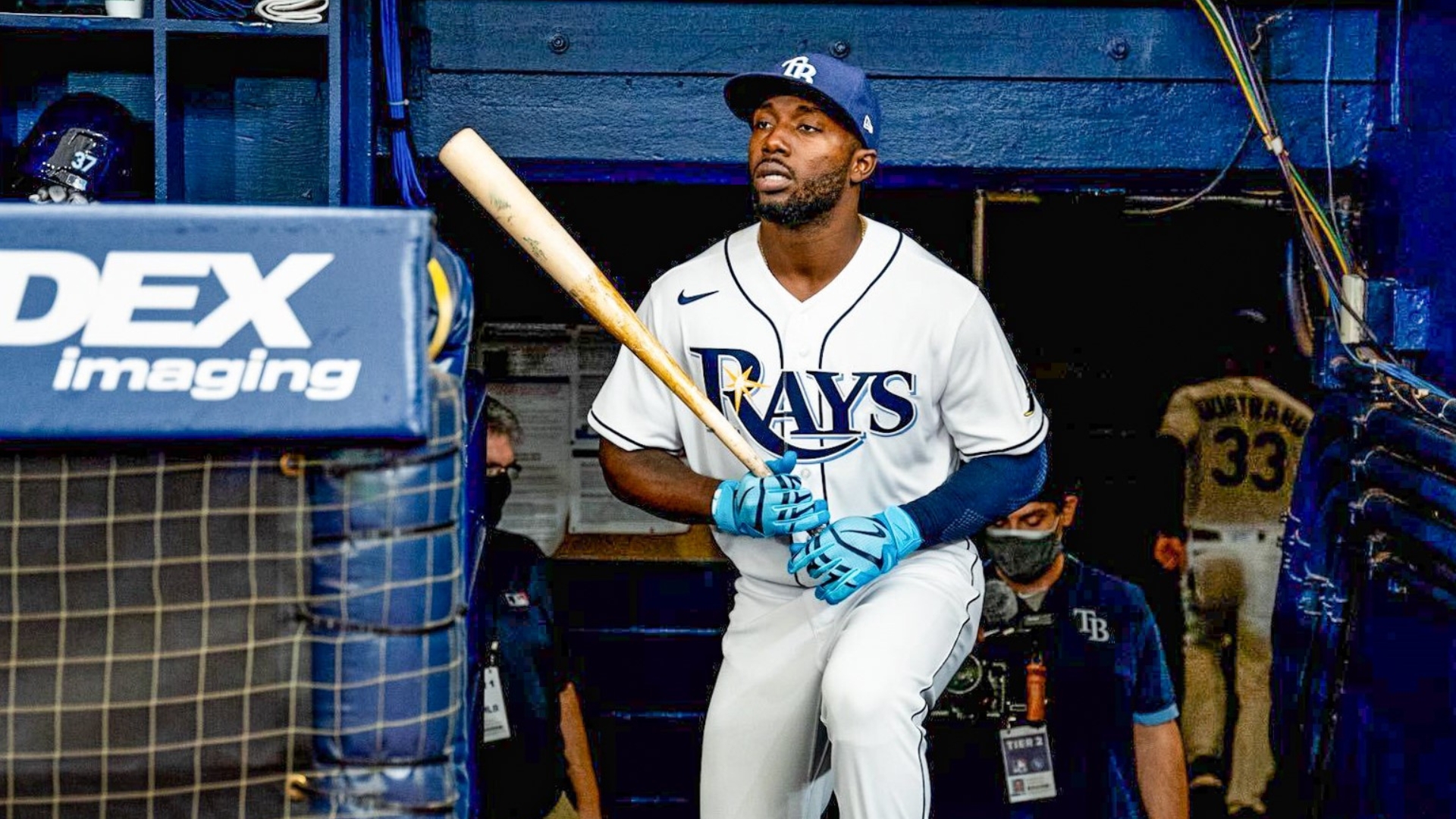 “Rays” desembolsan una millonada para retener al cubano Randy Arozarena