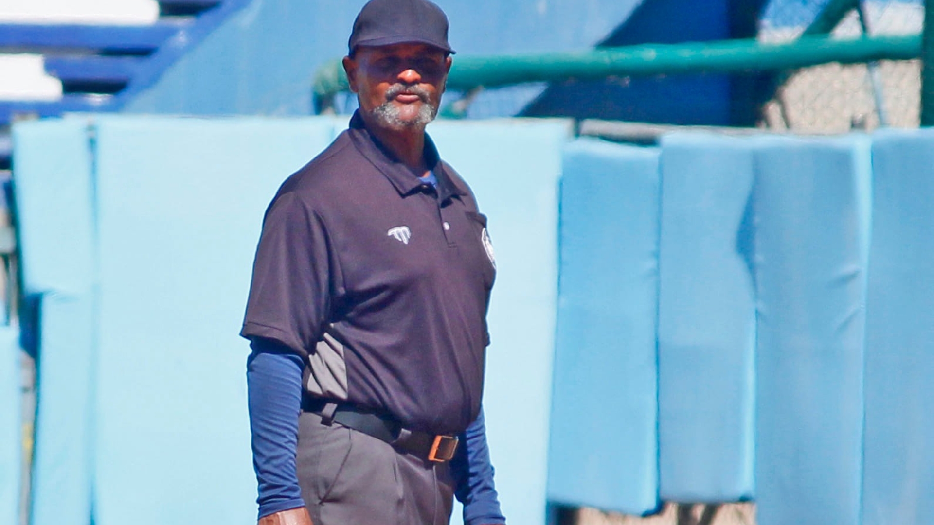 Árbitro cubano deja la Serie Nacional por los pésimos salarios